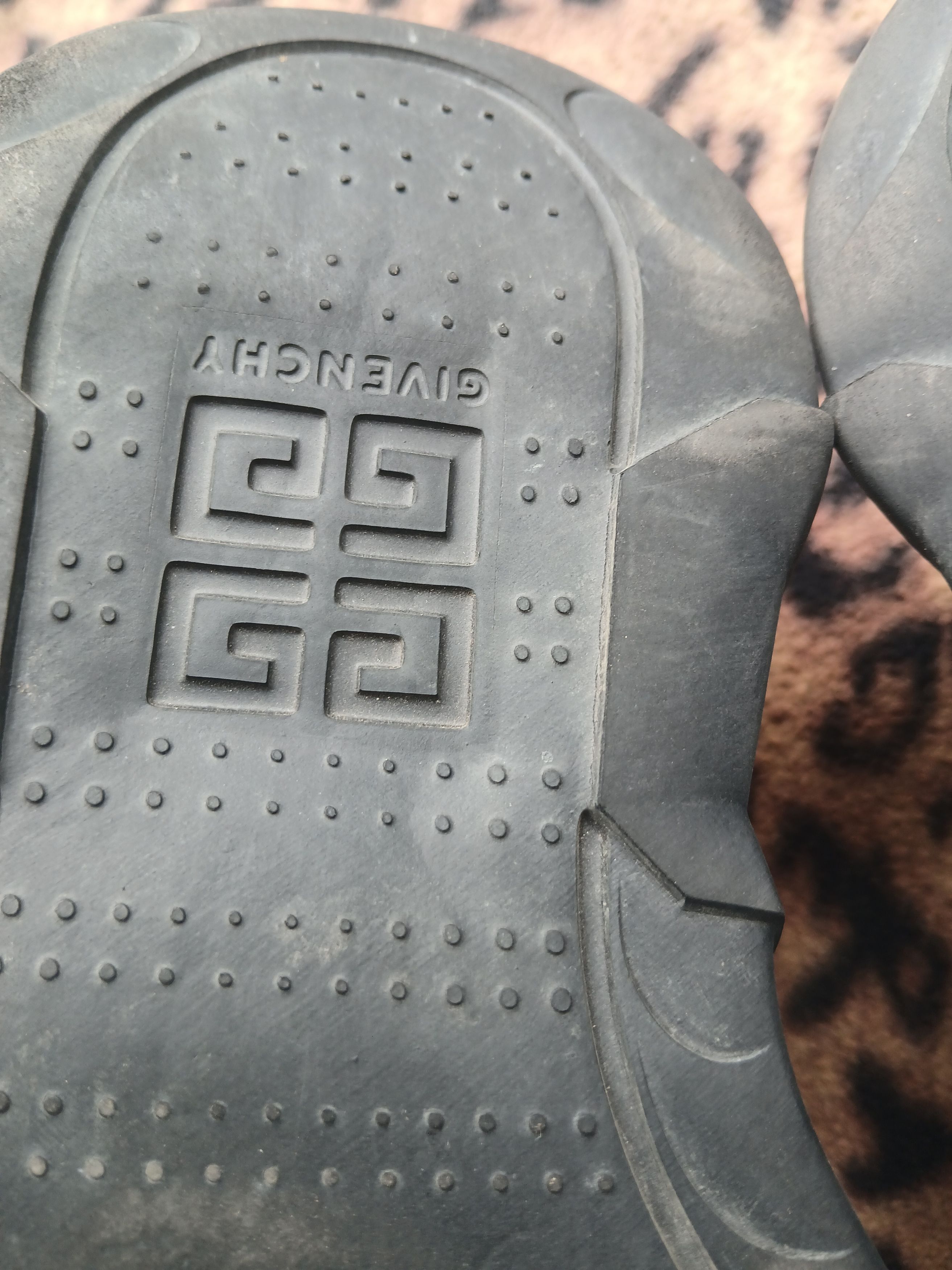 Givenchy Givenchy marshmallow wedge shark slides Size US 6.5 / IT 36.5 - 10 Thumbnail