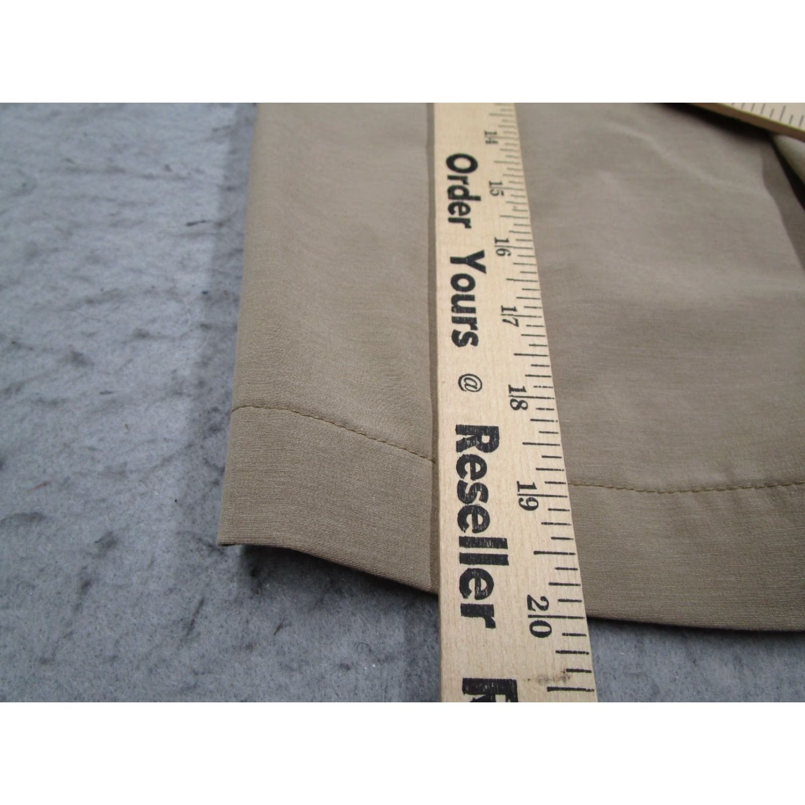 Faherty Faherty All Day Shorts Mens 30 Beige 9" Casual Hybrid Beach Travel Walk Golf Size US 30 / EU 46 - 7 Thumbnail