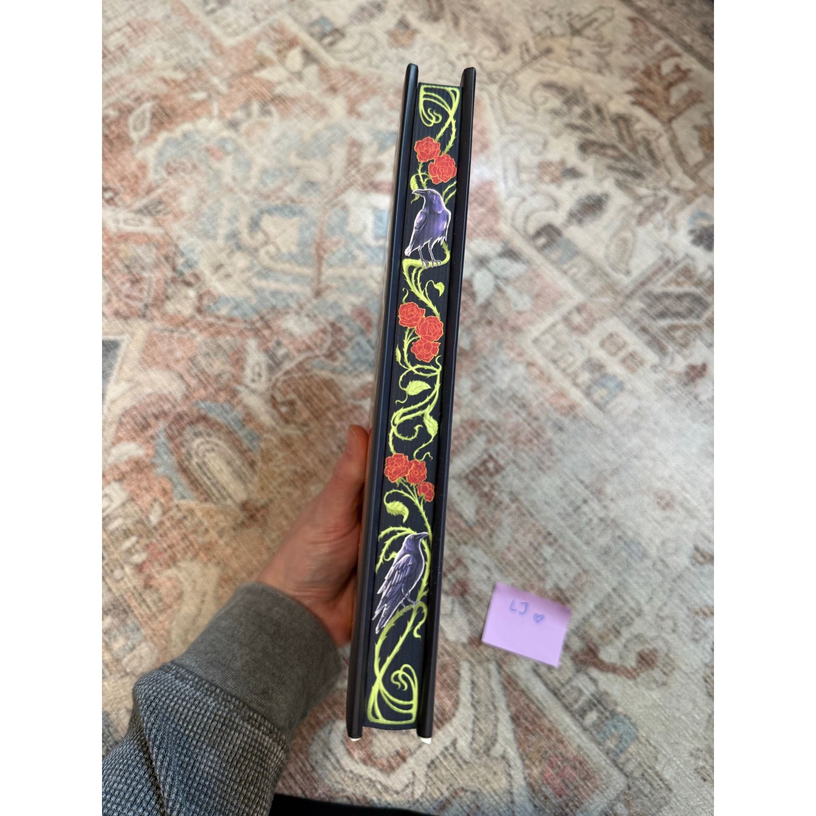 & Other Stories A Curse of Shadows and Thorns - Unplugged Book Box Size 40 - 5 Thumbnail