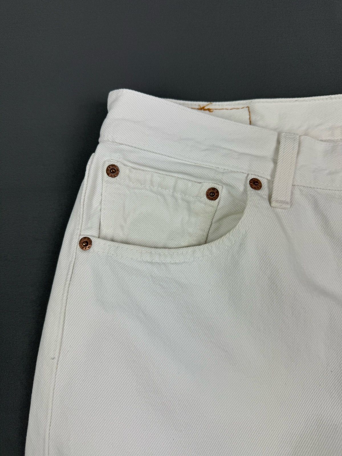 Levi's 1990’s Vintage Levi’s 501 White Jeans Made in USA Size US 35 - 9 Thumbnail
