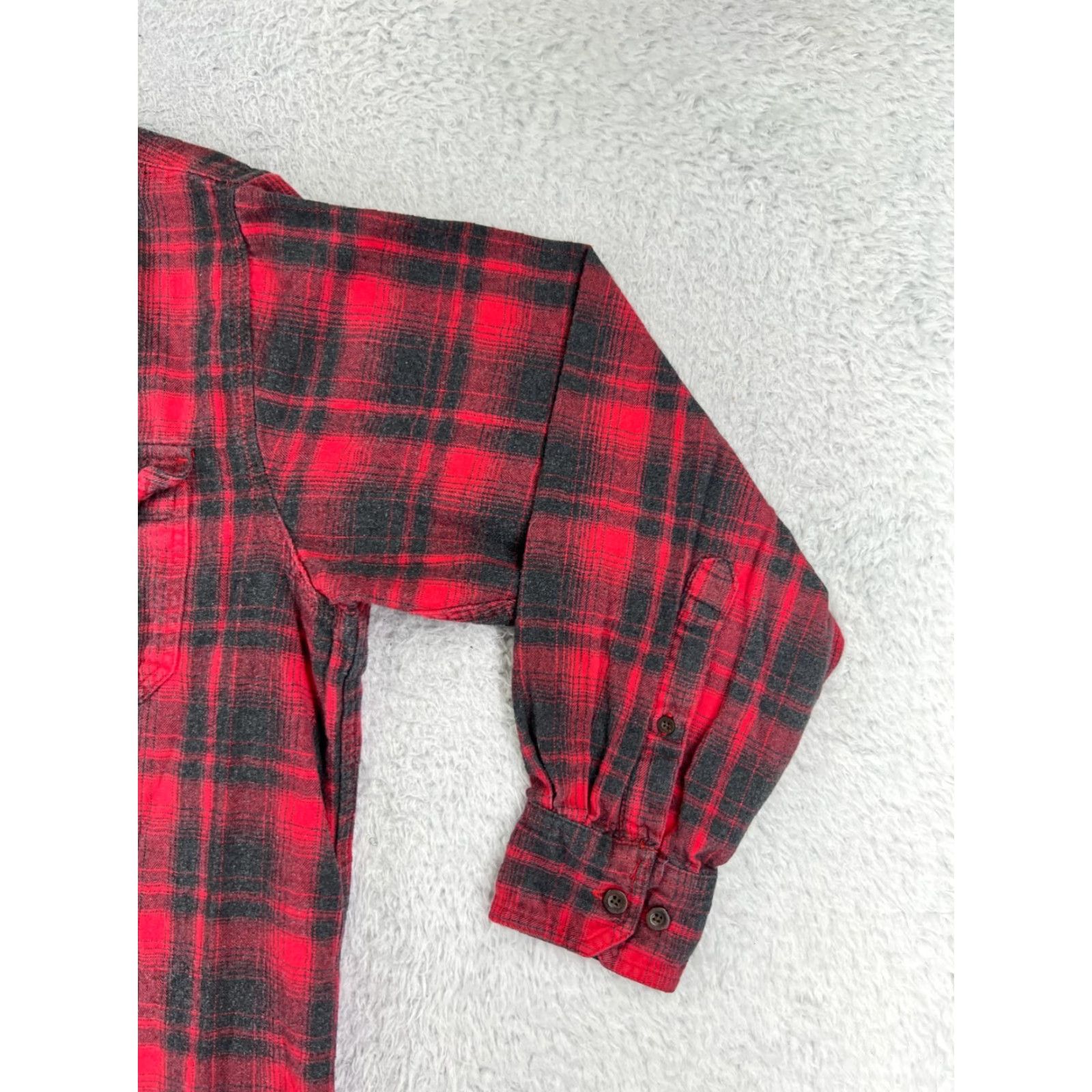 Vintage VINTAGE Redhead Shirt Men Large Red Black Plaid 100% Cotton Long Sleeve Pockets Size US L / EU 52-54 / 3 - 5 Thumbnail