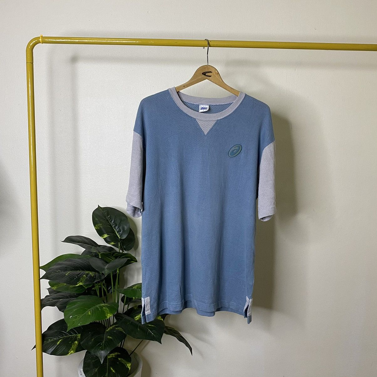 Asics × Vintage Vintage 90s Asics Essential Tee Size US L / EU 52-54 / 3 - 1 Thumbnail
