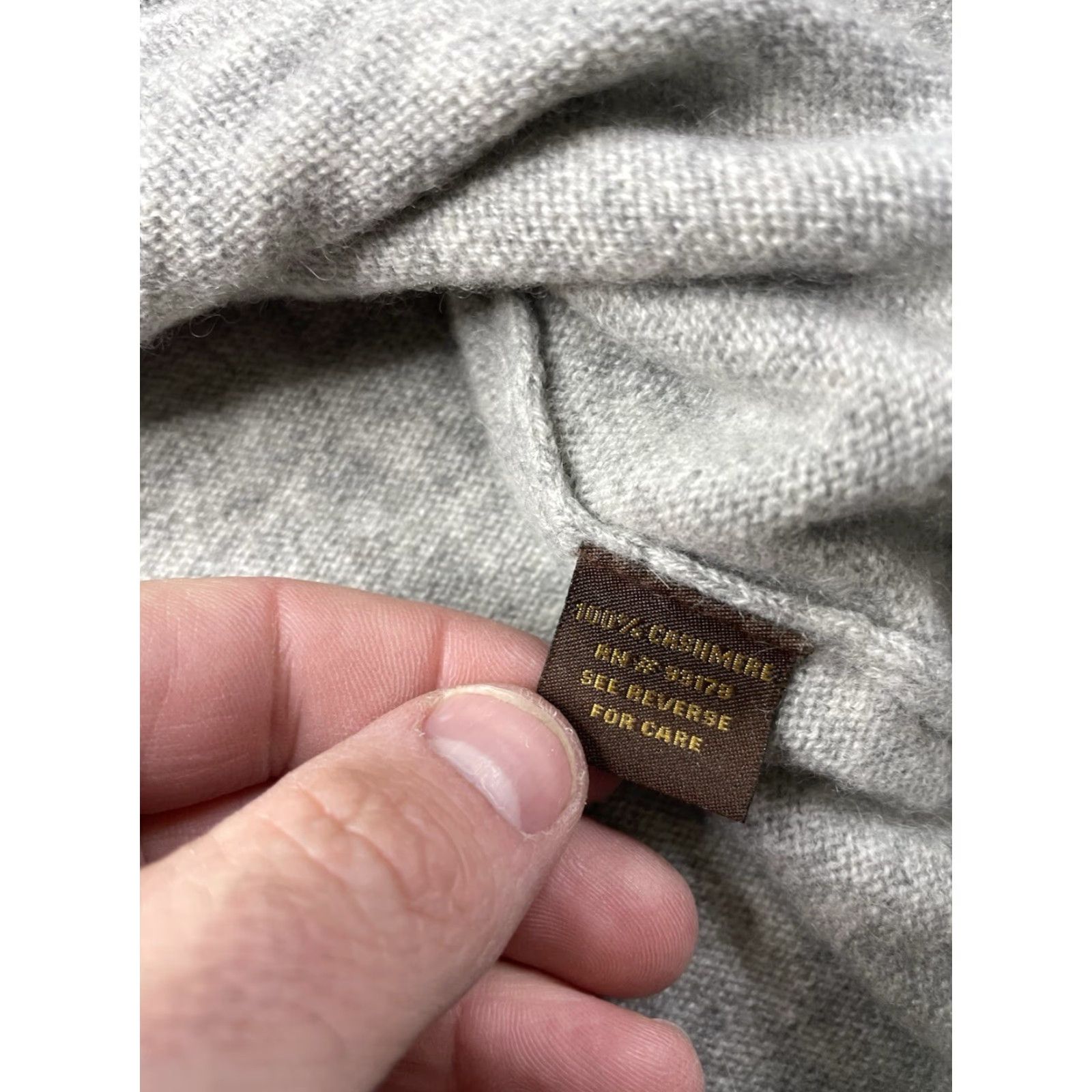 Vintage Adrienne Vittadini Sweater Women's Crew Neck Cashmere Bow Small Gray S Pullover Knit Size S / US 4 / IT 40 - 4 Thumbnail
