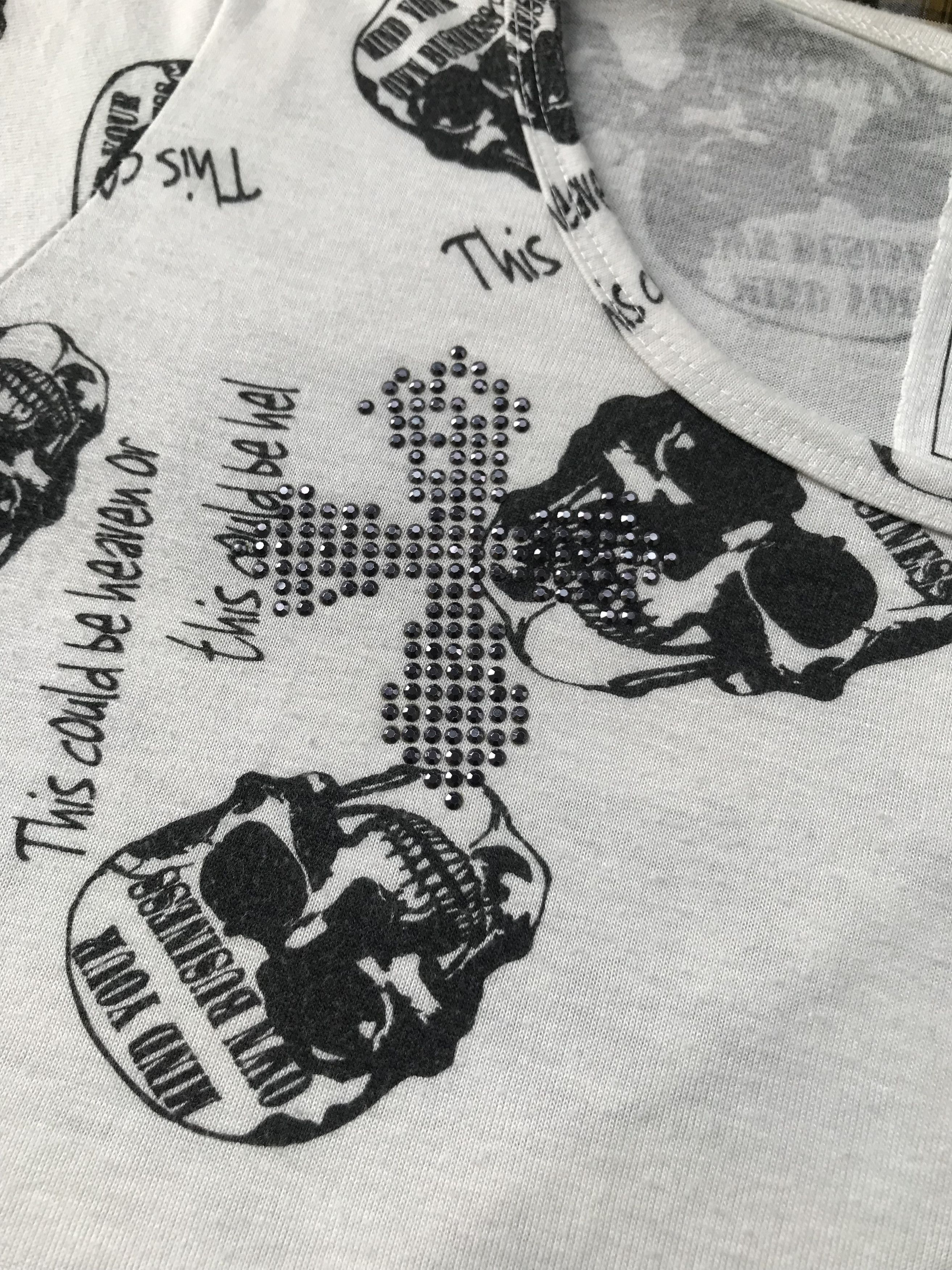 If Six Was Nine × Japanese Brand × Le Grande Bleu (L.G.B.) Japanese Brand Cornflake Beaded Skull Print T-Shirt Size S / US 4 / IT 40 - 2 Thumbnail