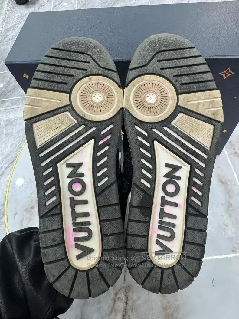 Louis Vuitton Louis Vuitton Cowhide embossed logo shoes Size US 5.5 / EU 38 - 6 Thumbnail