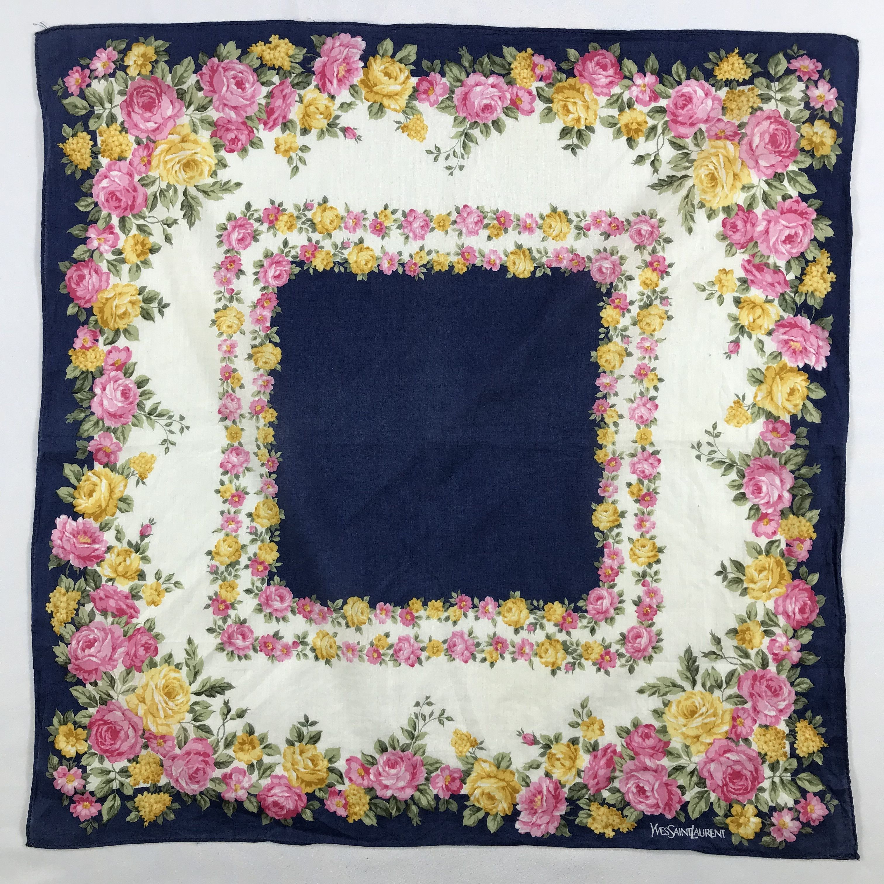 Vintage × Yves Saint Laurent Yves Saint Laurent Bandana / Handkerchief/Neckerchief -S2695 Size ONE SIZE - 1 Thumbnail