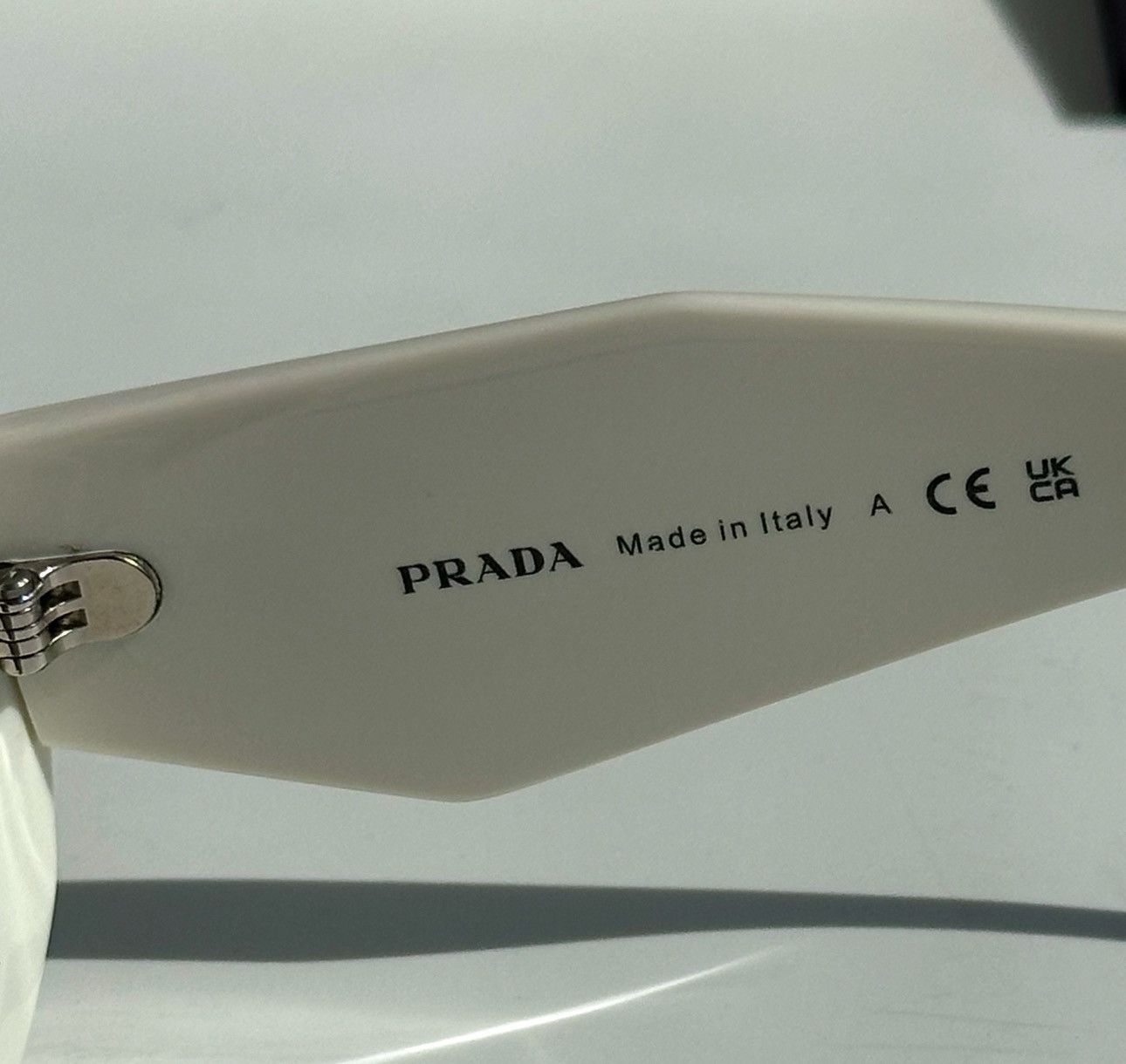 Prada PRADA 2024 Runway Symbole White Sunglasses SPR17W rapper tag Size ONE SIZE - 10 Thumbnail