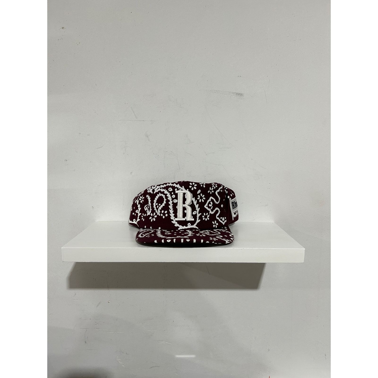 Rhude RHUDE PAISLEY R HAT MAROON Size ONE SIZE - 1 Thumbnail