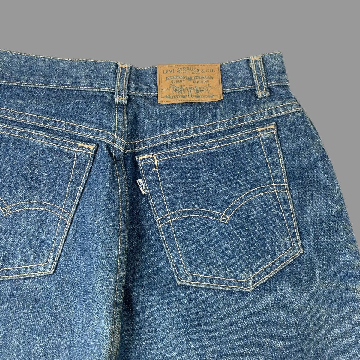 Levi's × Vintage Vintage 1980s Levi’s denim skirt Size 28" / US 6 / IT 42 - 3 Thumbnail