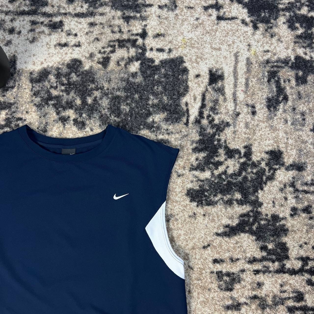Nike Nike Swoosh Vintage Y2K Tank Top Streetwear Style Size US XL / EU 56 / 4 - 2 Thumbnail