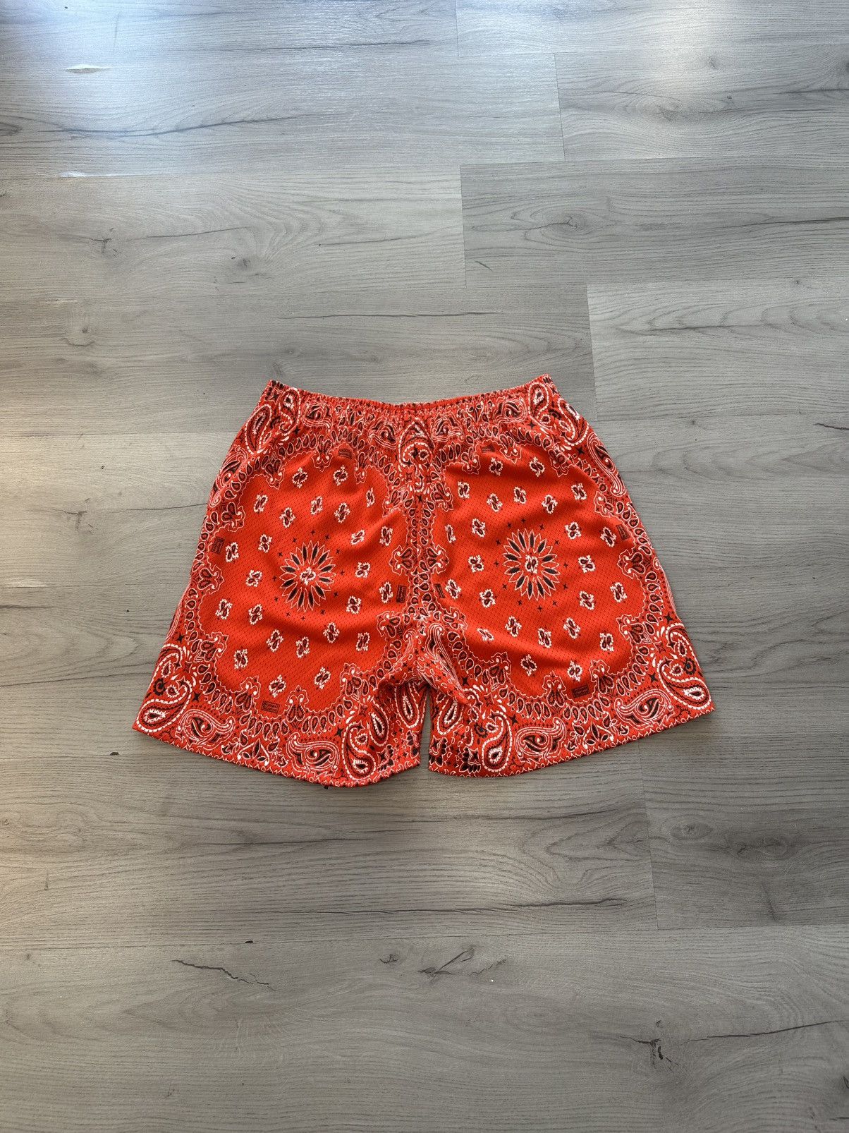 Bravest Studios Bravest Studios Shorts Paisley Red Size US 32 / EU 48 - 2 Thumbnail