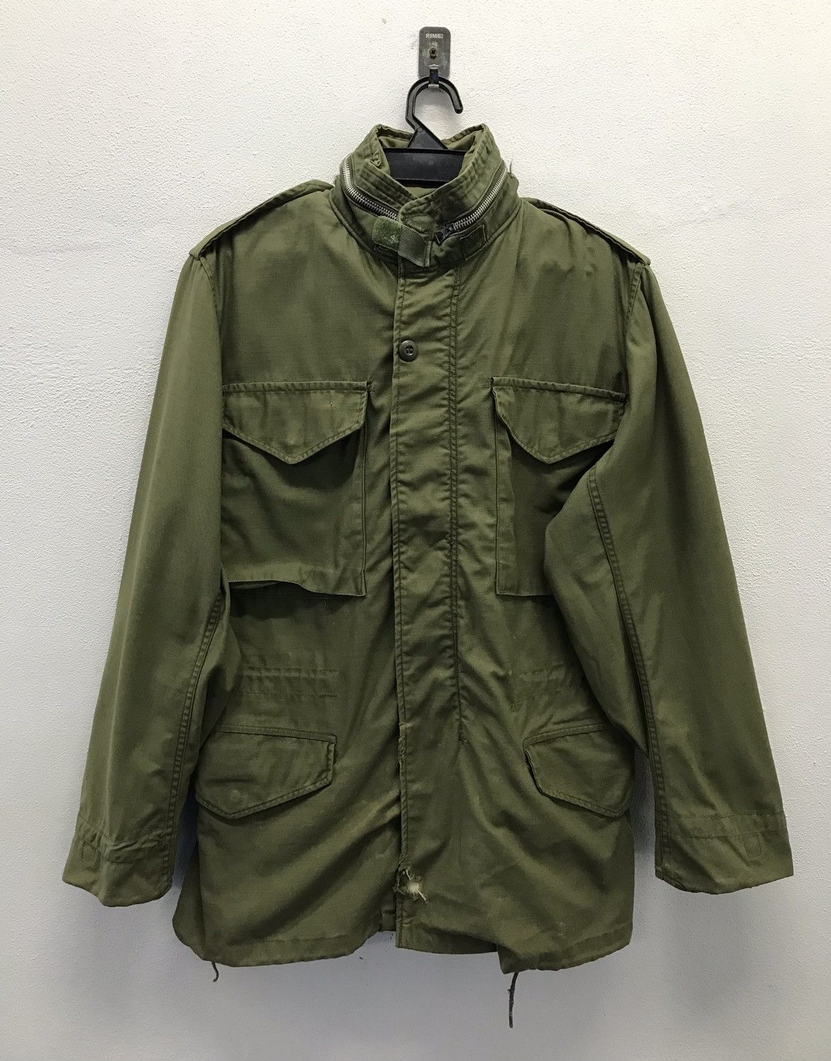Vintage M65 Field Jacket In Original Vietnam War Uniforms Tuy-Hoarun Size US M / EU 48-50 / 2 - 2 Thumbnail