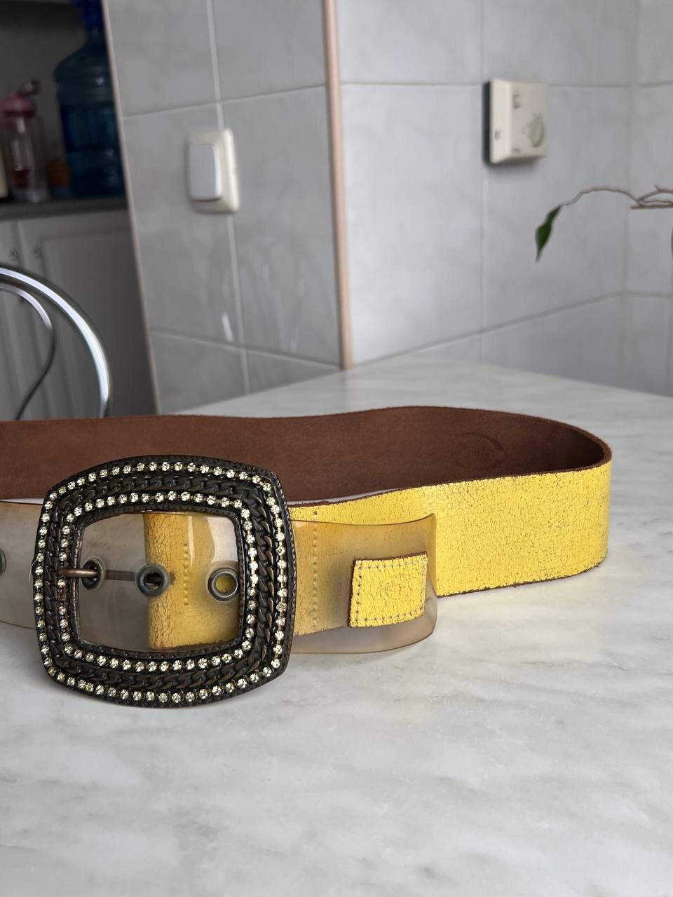 Designer × Roberto Cavalli Roberto Cavalli Crystal Buckle Italian Yellow Leather Belt Size 34 - 12 Thumbnail