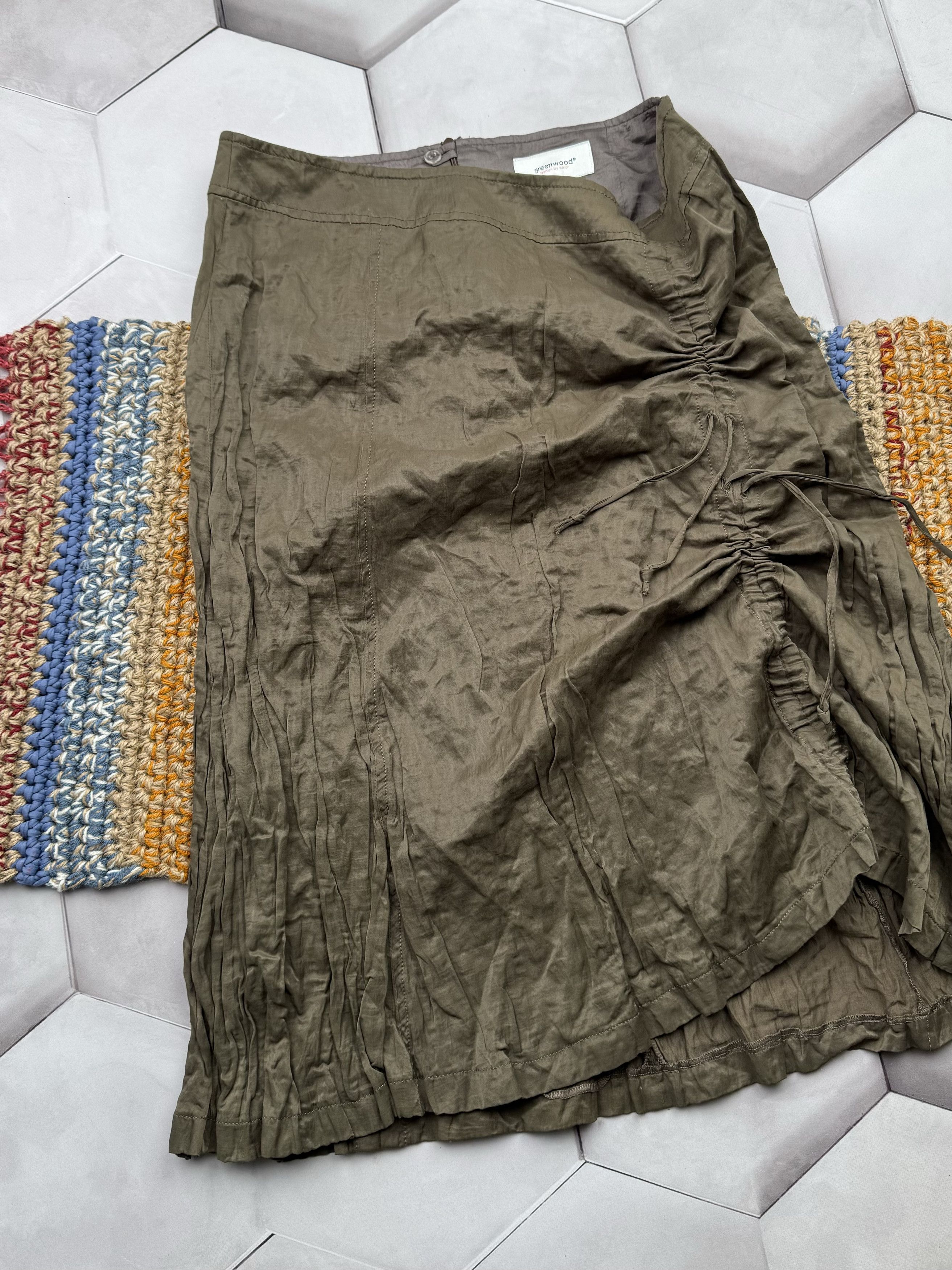 Japanese Brand Vintage Bondage Midi Skirt(E4) Size 30" / US 8 / IT 44 - 2 Thumbnail