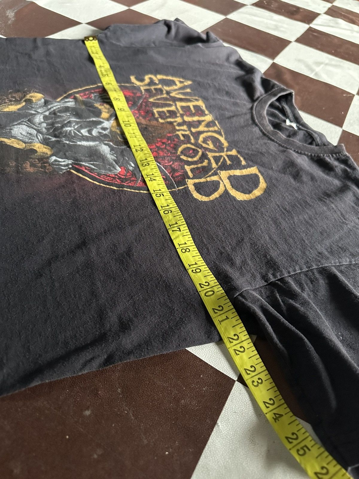 Band Tees Avenged Sevenfold hail to the king tee Size US L / EU 52-54 / 3 - 7 Thumbnail