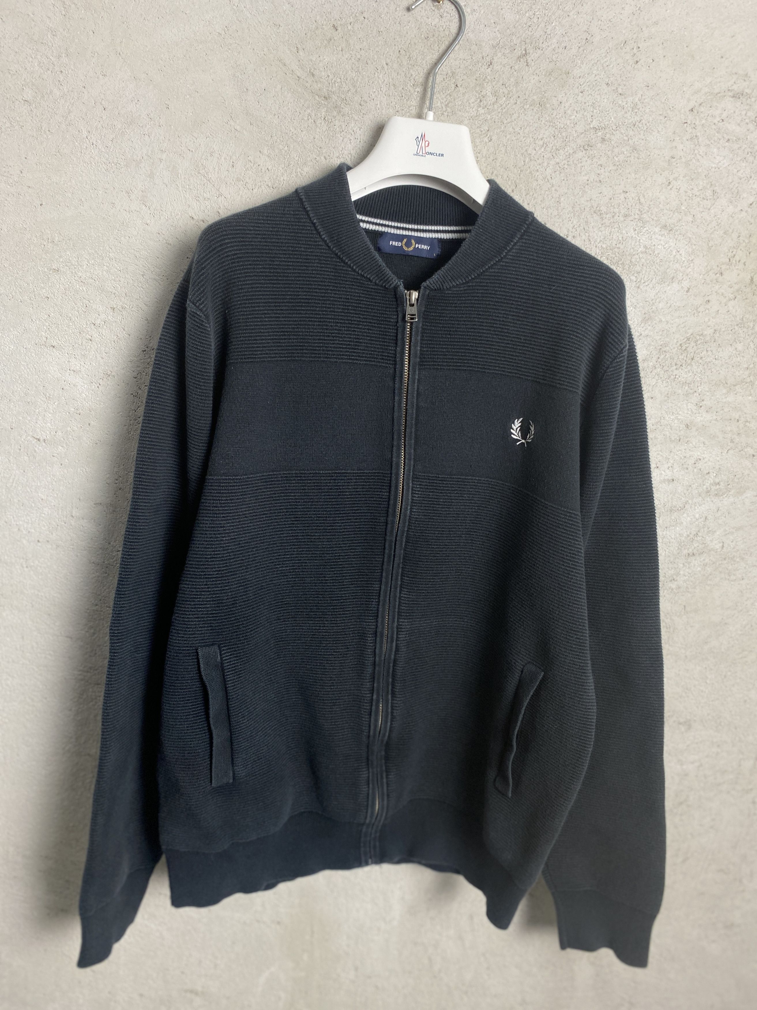 Fred Perry Fred Perry small logo zip-up sweatshirt casual Size US L / EU 52-54 / 3 - 1 Thumbnail