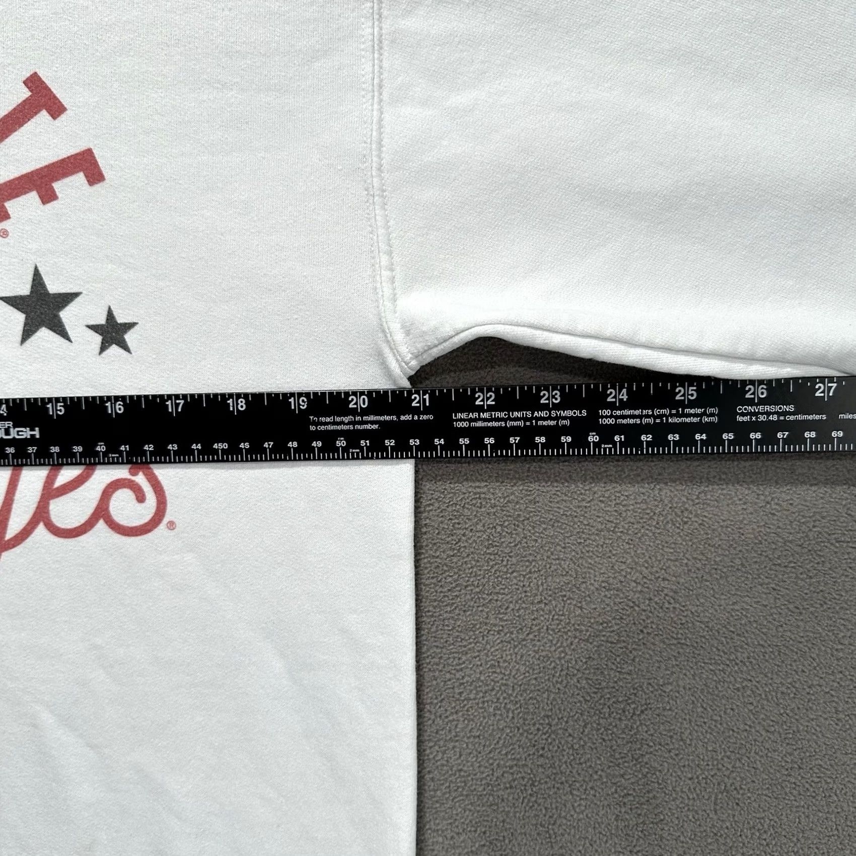 Vintage VINTAGE Ohio State Buckeyes Sweatshirt Mens Small White Crew Neck Cursive Logo GUC Size US S / EU 44-46 / 1 - 6 Thumbnail