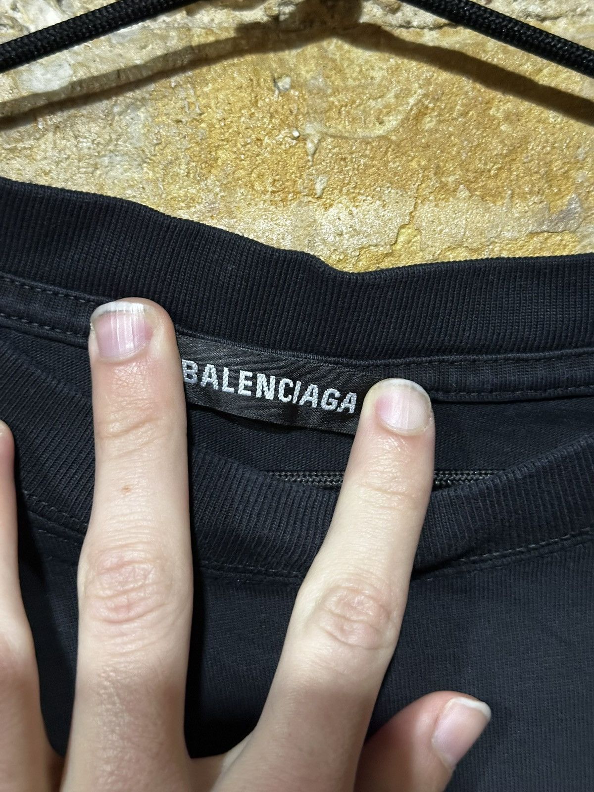 balenciaga bb logo embroidered tee