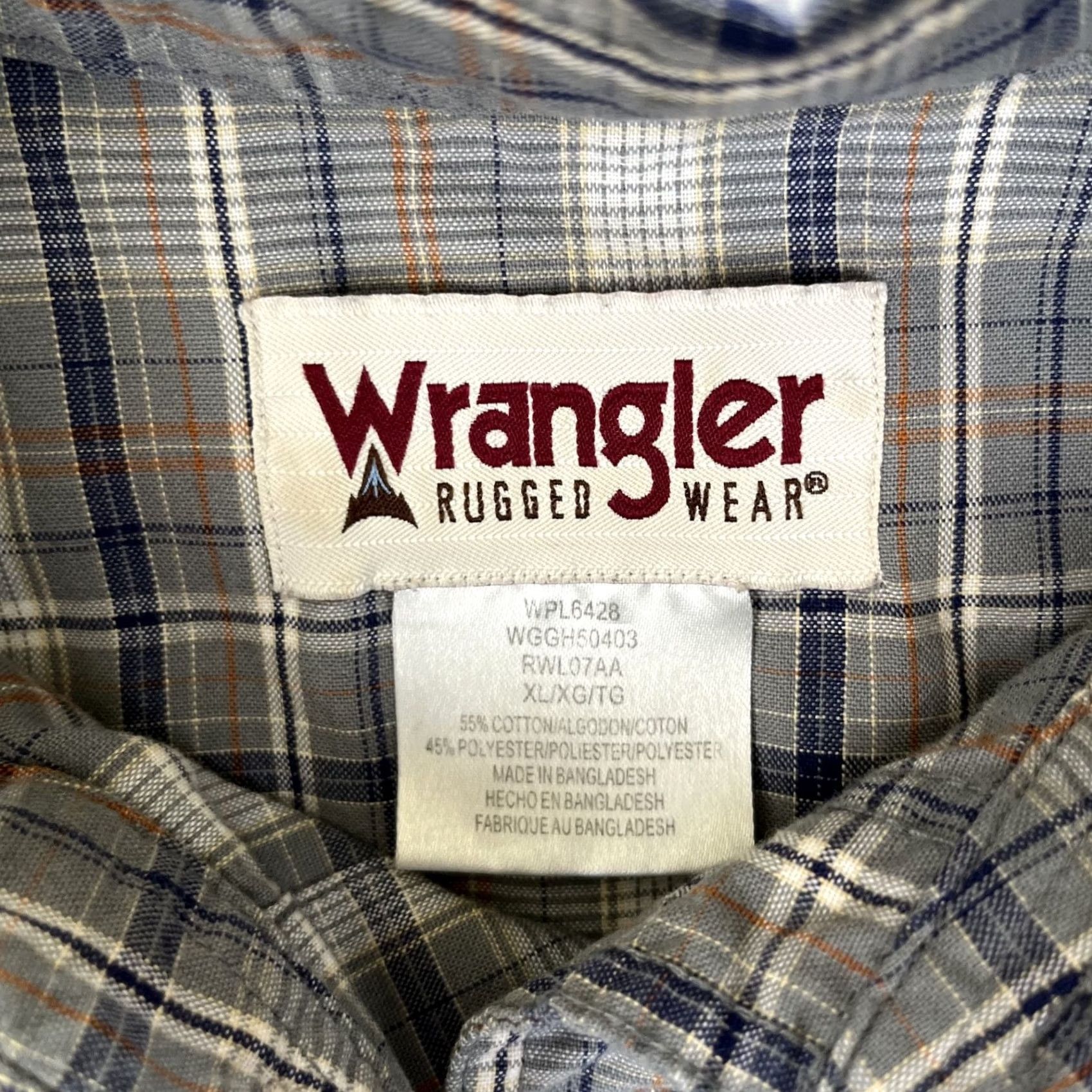 Wrangler VINTAGE Wrangler Rugged Wear Button Front Plaid Shirt Mens XL Western Gray Size US XL / EU 56 / 4 - 3 Thumbnail