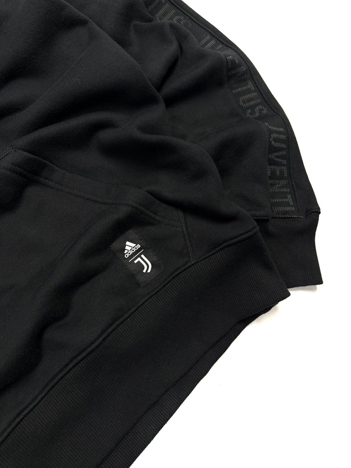 Adidas Adidas x Juventus FC Hoodie 3D Stripe Training Soccer Track Size US XL / EU 56 / 4 - 5 Thumbnail