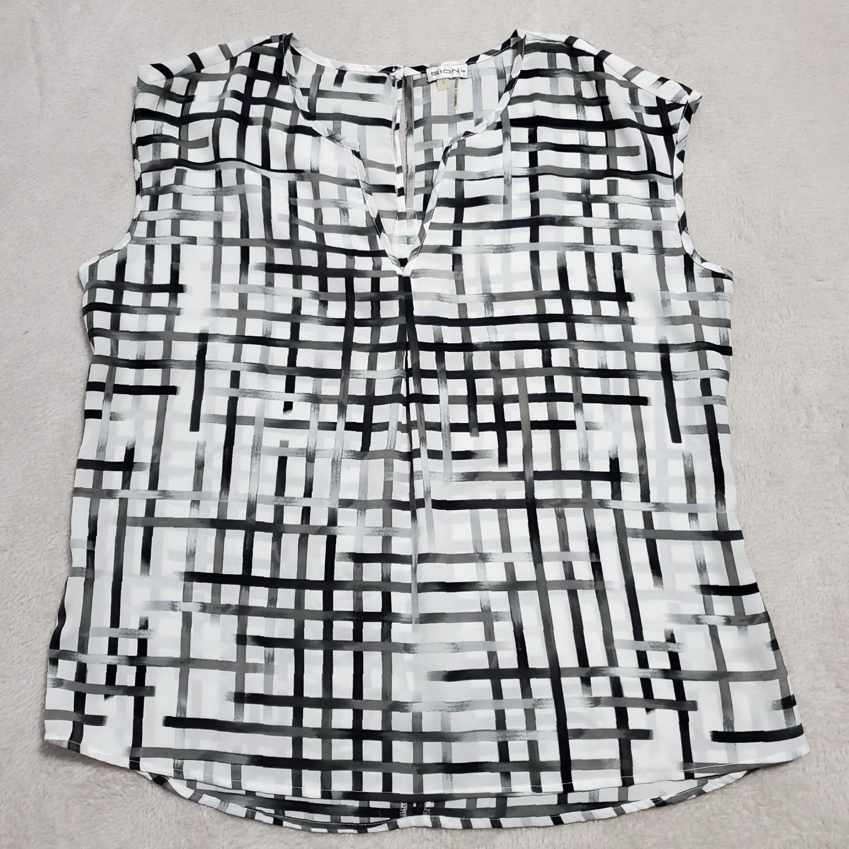 Vintage SIONI Blouse Women L Black White Geo Print Short Sleeve V-Neck Button Lightwight Casual Size L / US 10 / IT 46 - 2 Thumbnail