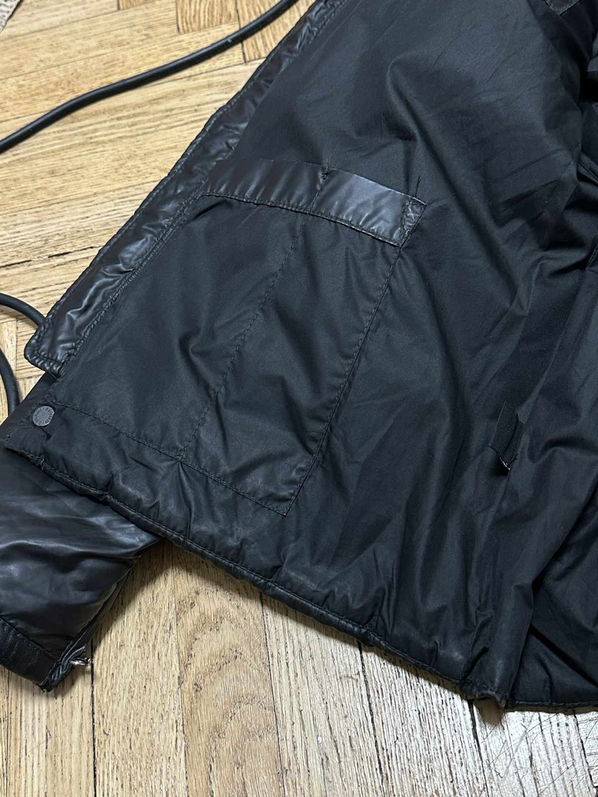 Belstaff Belstaff Black Glossy Puffer Jacket Size L Size US L / EU 52-54 / 3 - 10 Thumbnail
