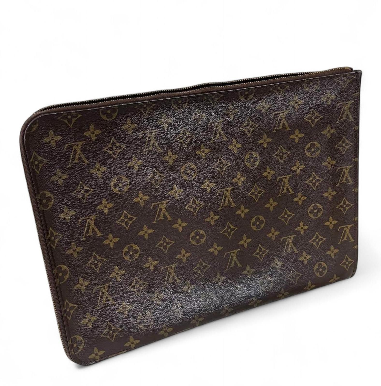 Louis Vuitton Louis Vuitton - Monogram Canvas Clutch Bag Size ONE SIZE - 3 Thumbnail