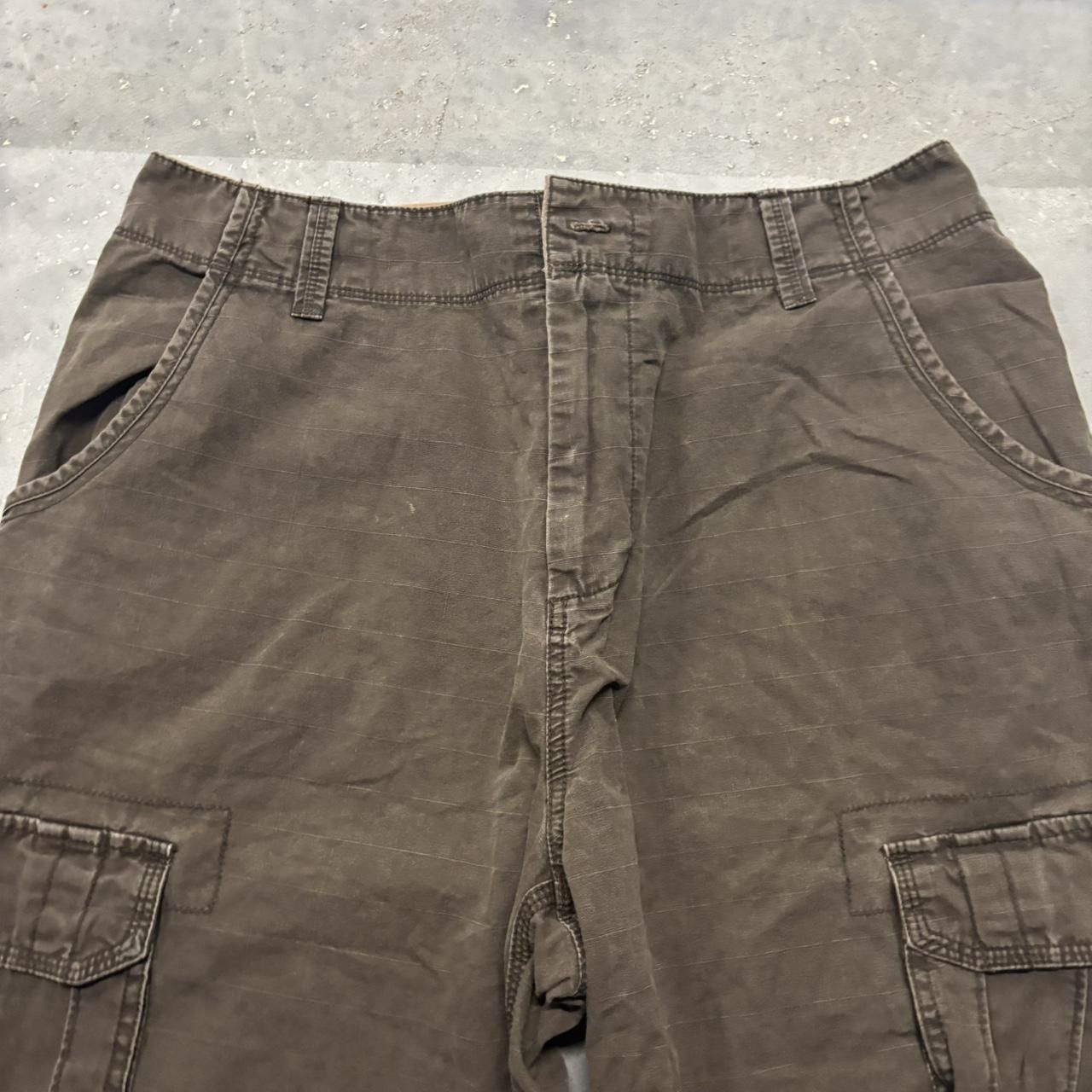 Japanese Brand × Vintage Crazy Vintage Y2K/2000s Baggy Brown Streetwear Skater Style Cargo Shorts! Size US 34 / EU 50 - 2 Thumbnail