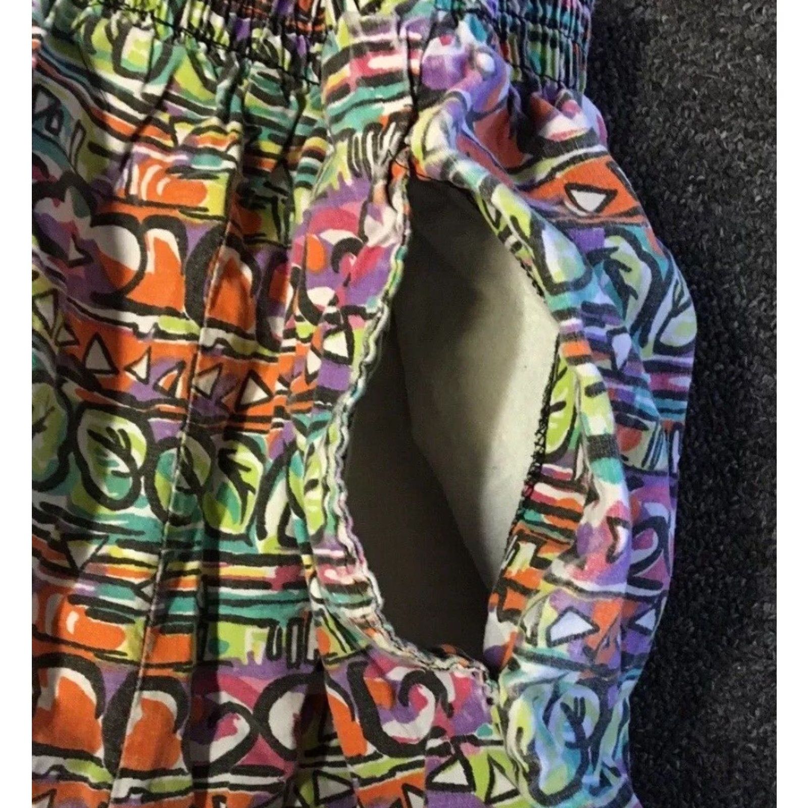 Etro VINTAGE Abstract Art All Over Print Shorts L Women Green 80s 90s Vaporwave Grunge Retro Surf Skate Beach Western Punk 70s 80s Size 36" / US 14 / IT 50 - 3 Thumbnail