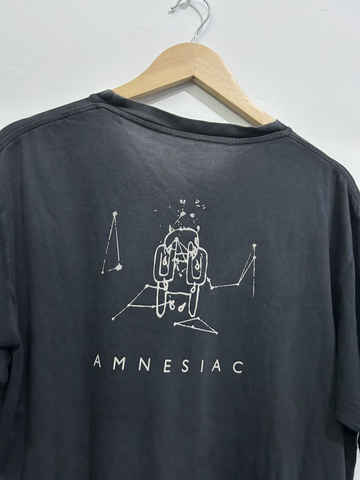 Band Tees Official Radiohead “Amnesiac” 2001 W.A.S.T.E UK Size US L / EU 52-54 / 3 - 6 Thumbnail