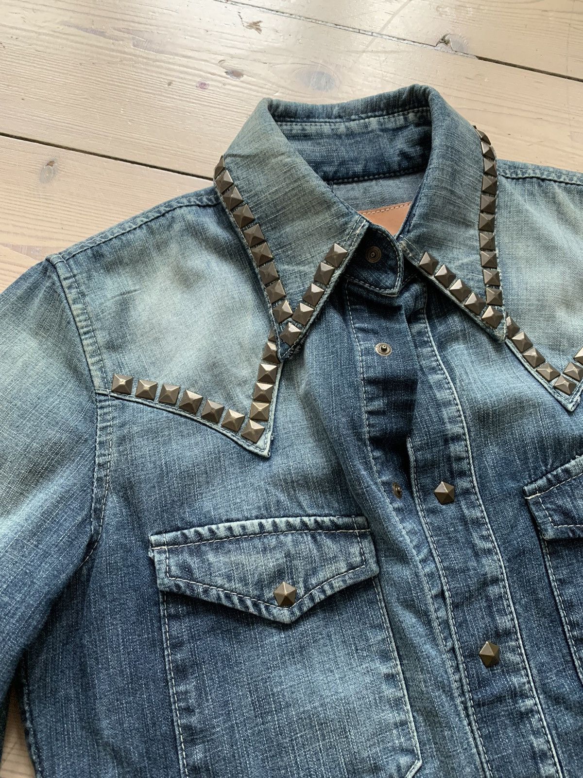 Isamu Katayama Backlash Isamu Katayama Backlash studded shirt denim jeans jacket Size US M / EU 48-50 / 2 - 3 Thumbnail