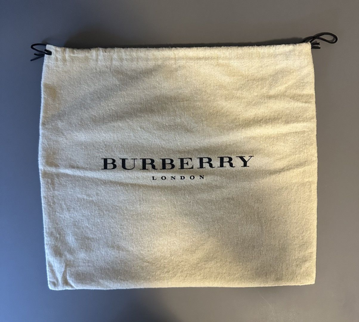 Burberry Burberry Vintage Check Shoulder Bag – Black Leather Trim Size ONE SIZE - 6 Thumbnail