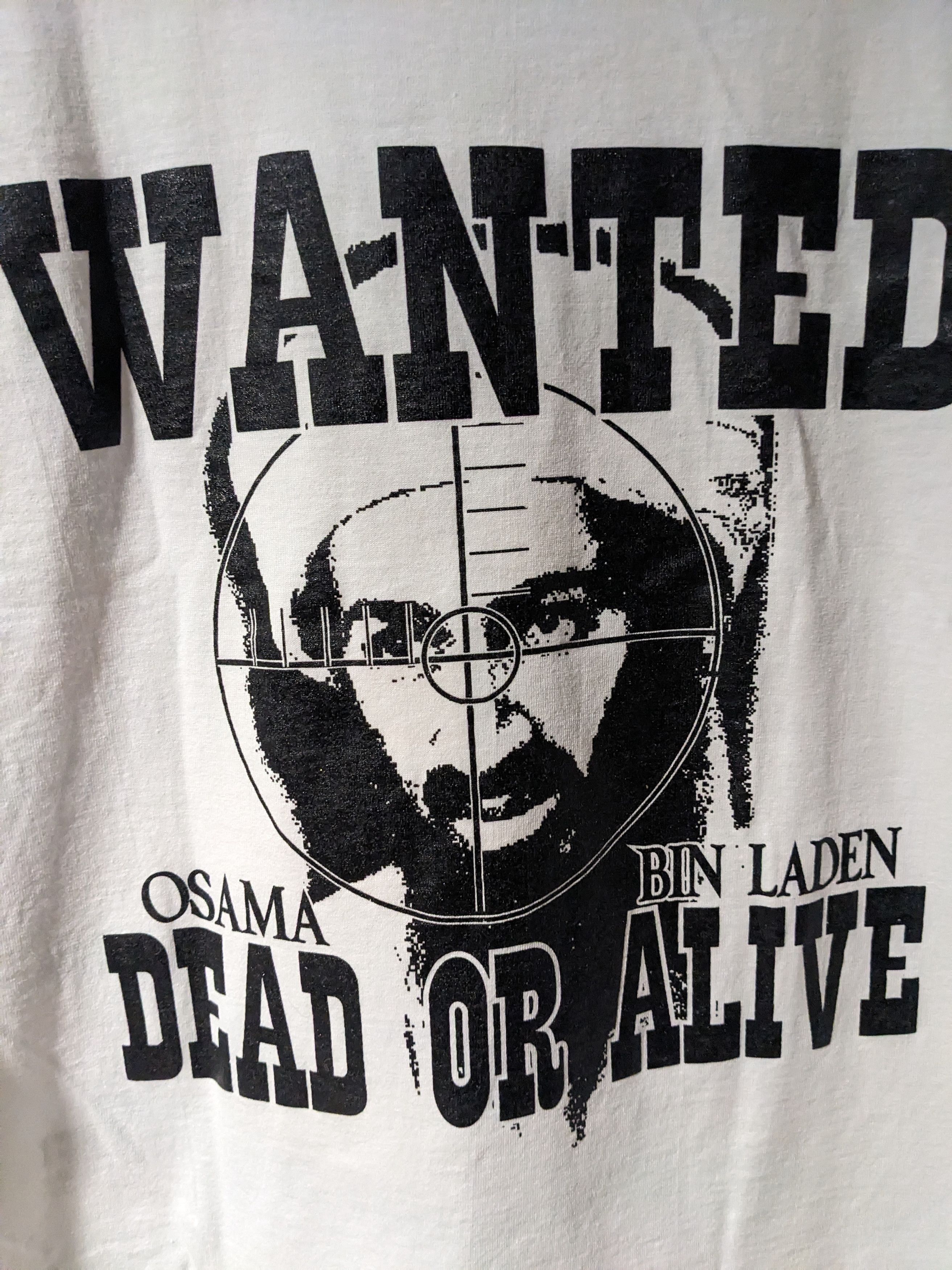 Vintage Vintage Y2K American United Osama Bin Laden Wanted T-Shirt Size US L / EU 52-54 / 3 - 2 Thumbnail