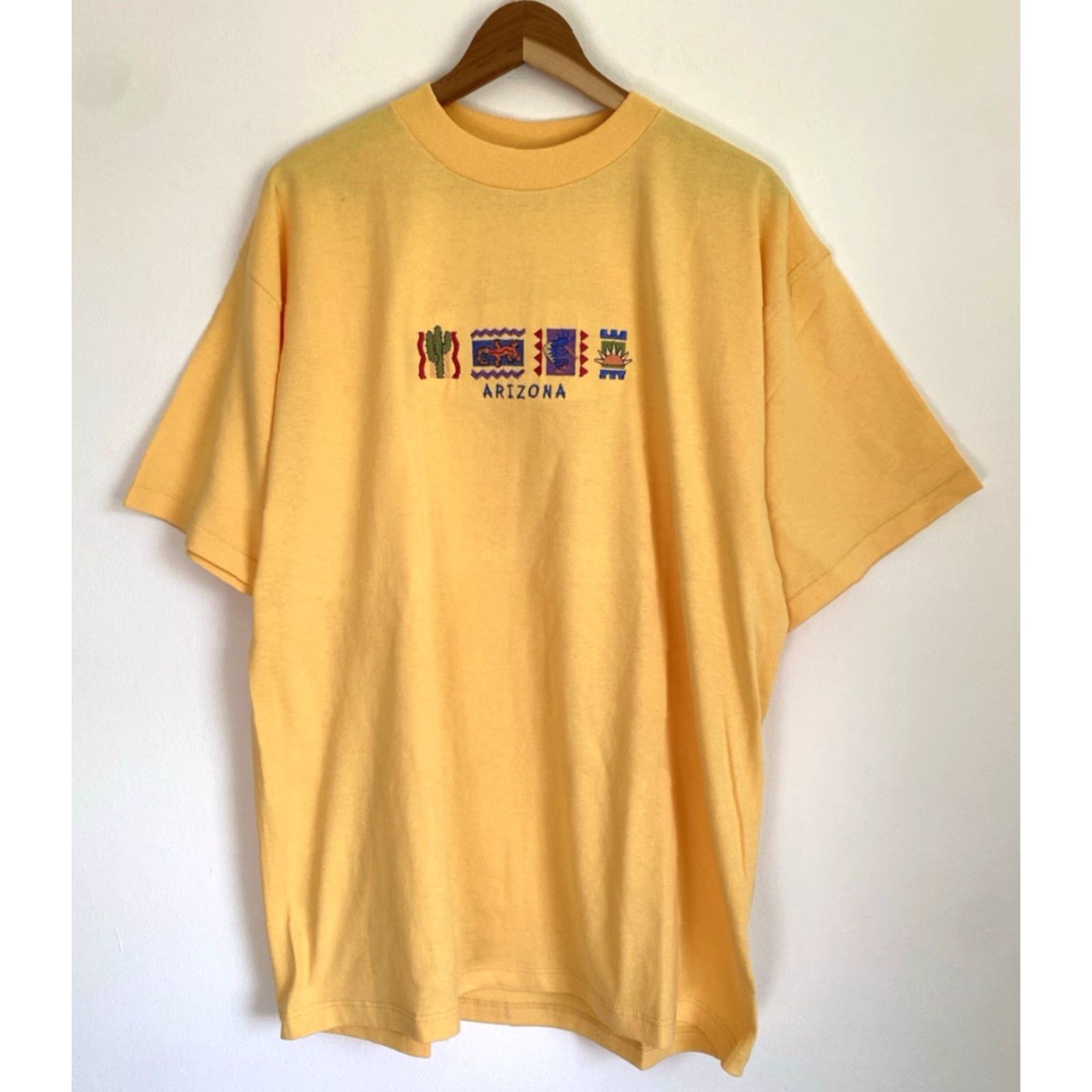Vintage VINTAGE Desert Heat T-Shirt Arizona 90s Embroidered Cotton Yellow XL Adults Mens Women Unisex Size US XL / EU 56 / 4 - 3 Thumbnail