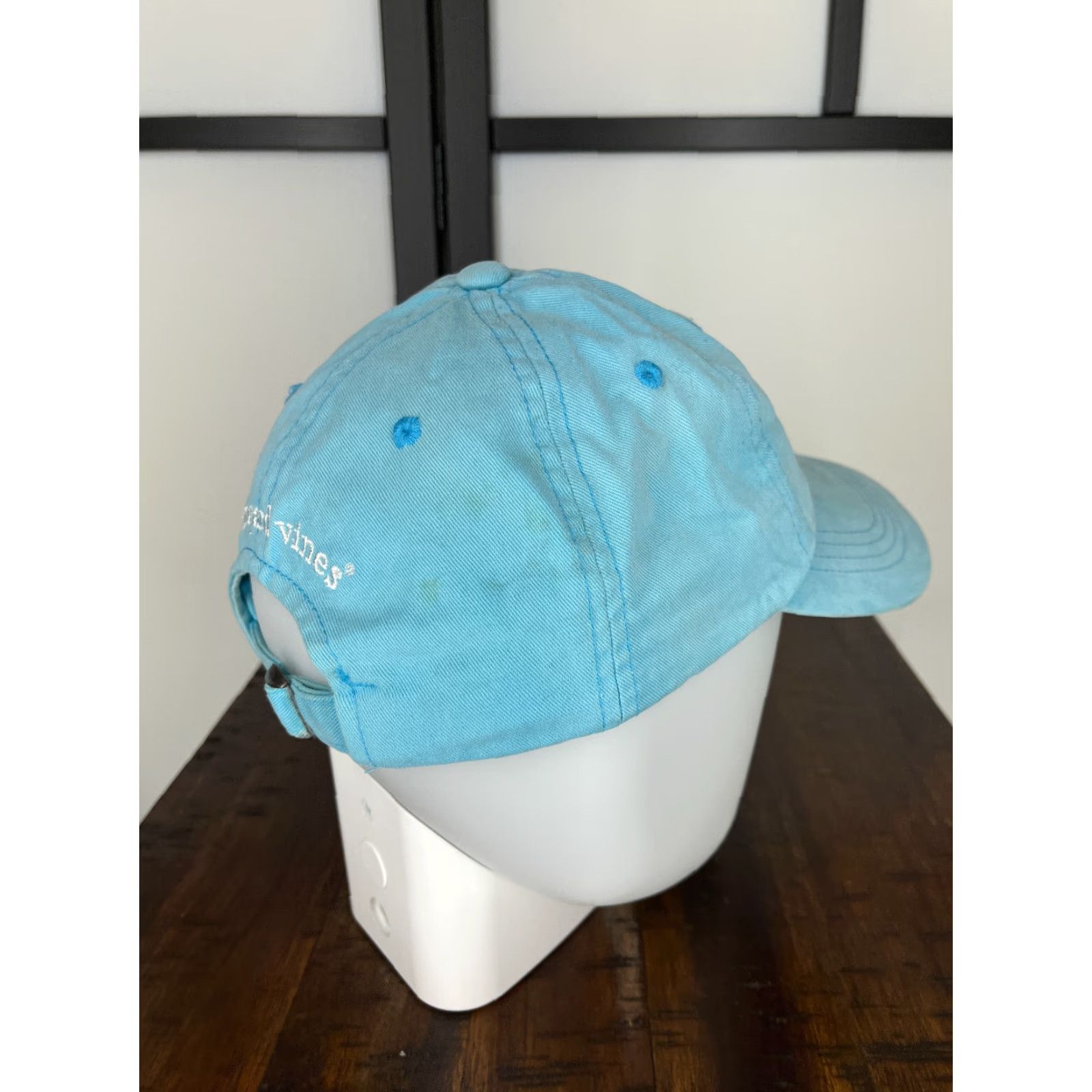 Vineyard Vines Vineyard Vines Hat Cap Strap Back Adult One Size Blue Embroidered Whale Cotton Baseball Cap Mens Size ONE SIZE - 7 Thumbnail