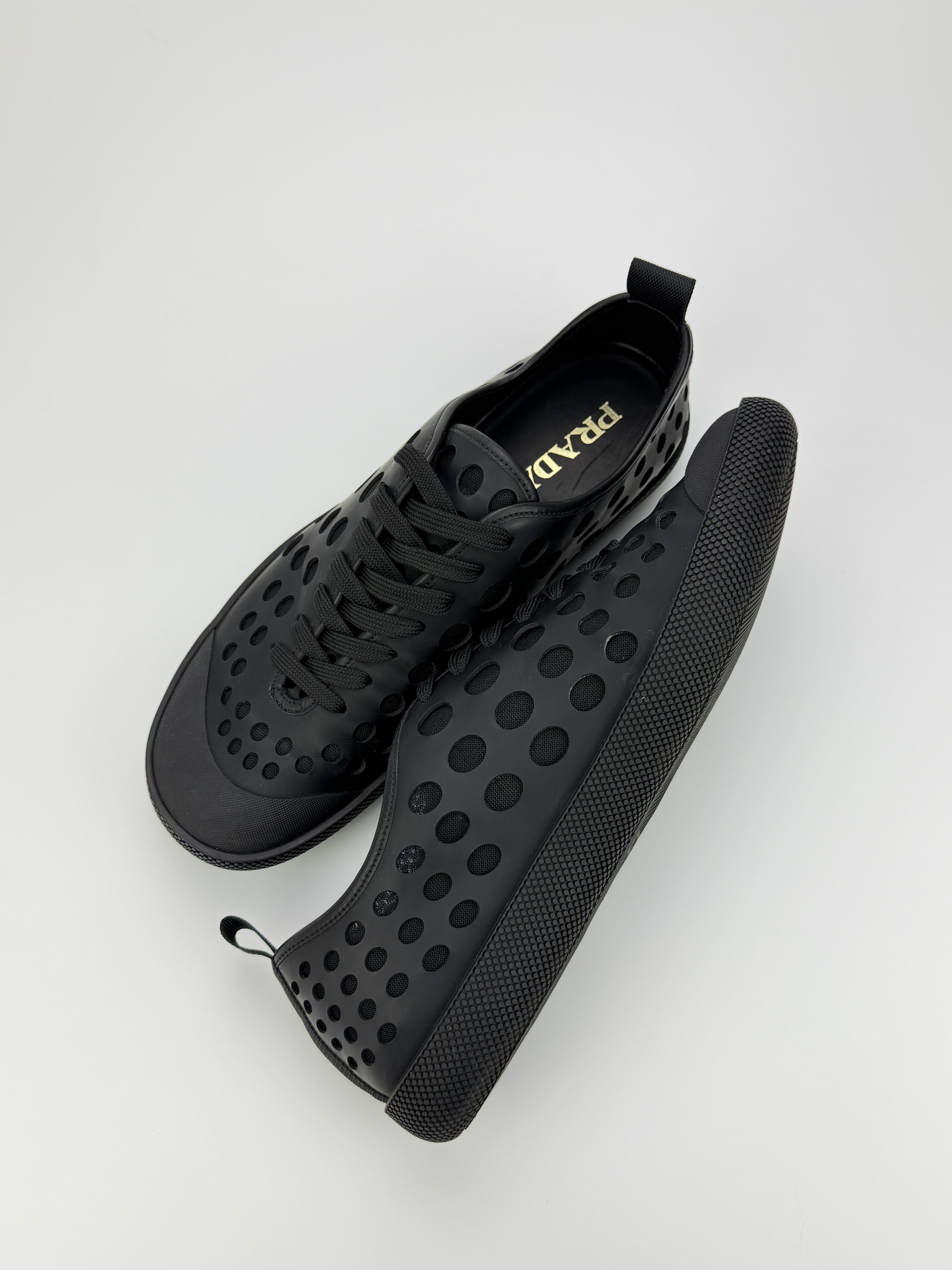 Prada Rare Prada Rubberized Leather Beach Sneakers Avant Garde Size US 10 / EU 43 - 6 Thumbnail