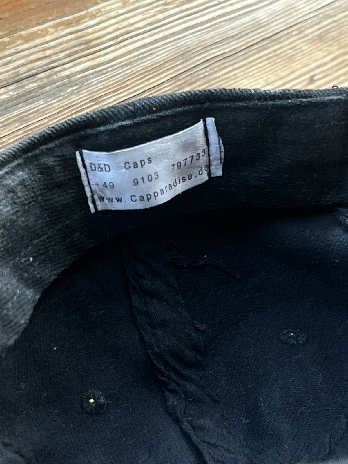 Vintage Vintage 90s Hat Kuchen Teufel Hunden Graphic Cap Black Size ONE SIZE - 21 Thumbnail
