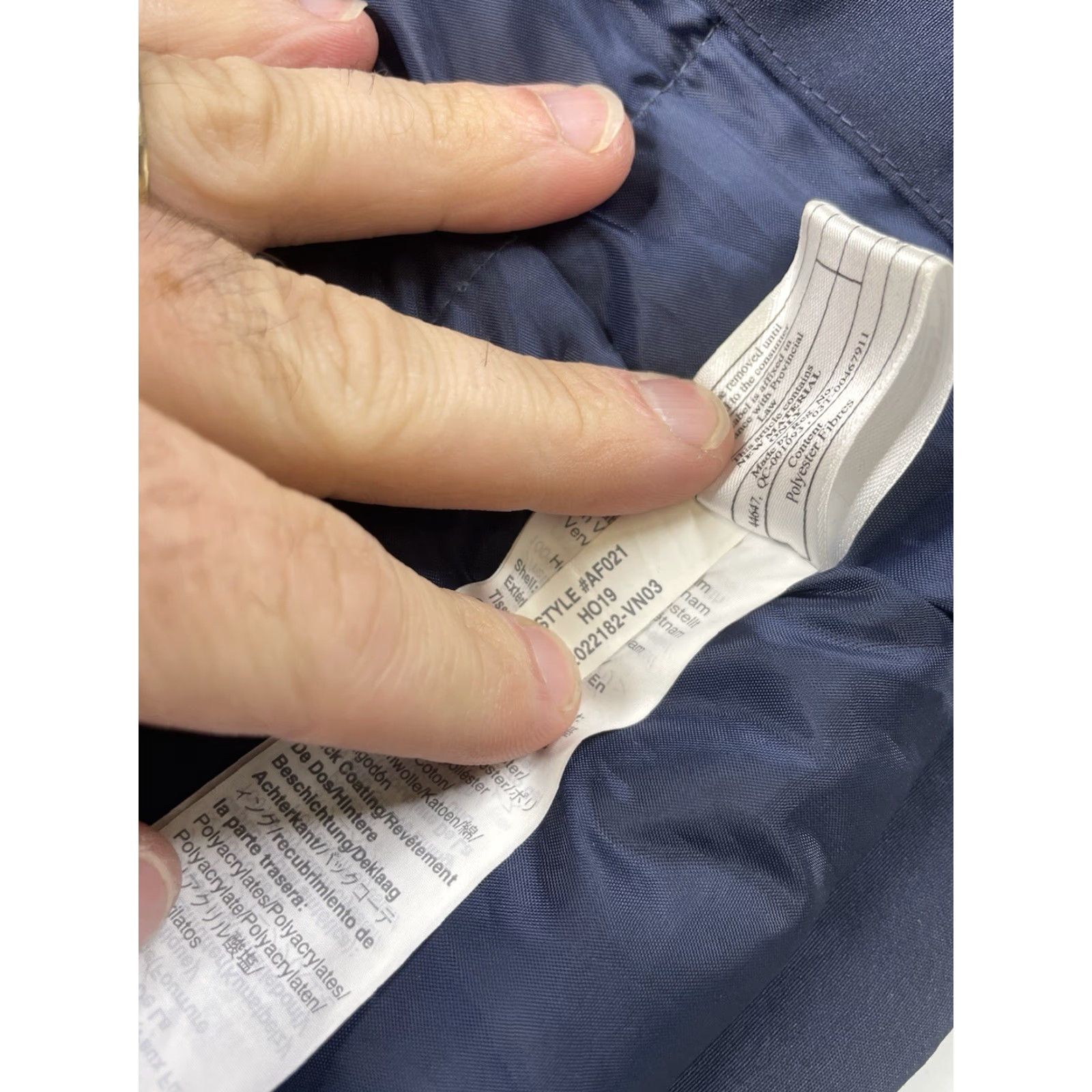 J.Crew J. Crew Parka Jacket Navy Blue Mens Small Hooded Water Resistant Zipper Button Pockets Full Zip Sherpa Lined Winter Coat Size US S / EU 44-46 / 1 - 4 Thumbnail