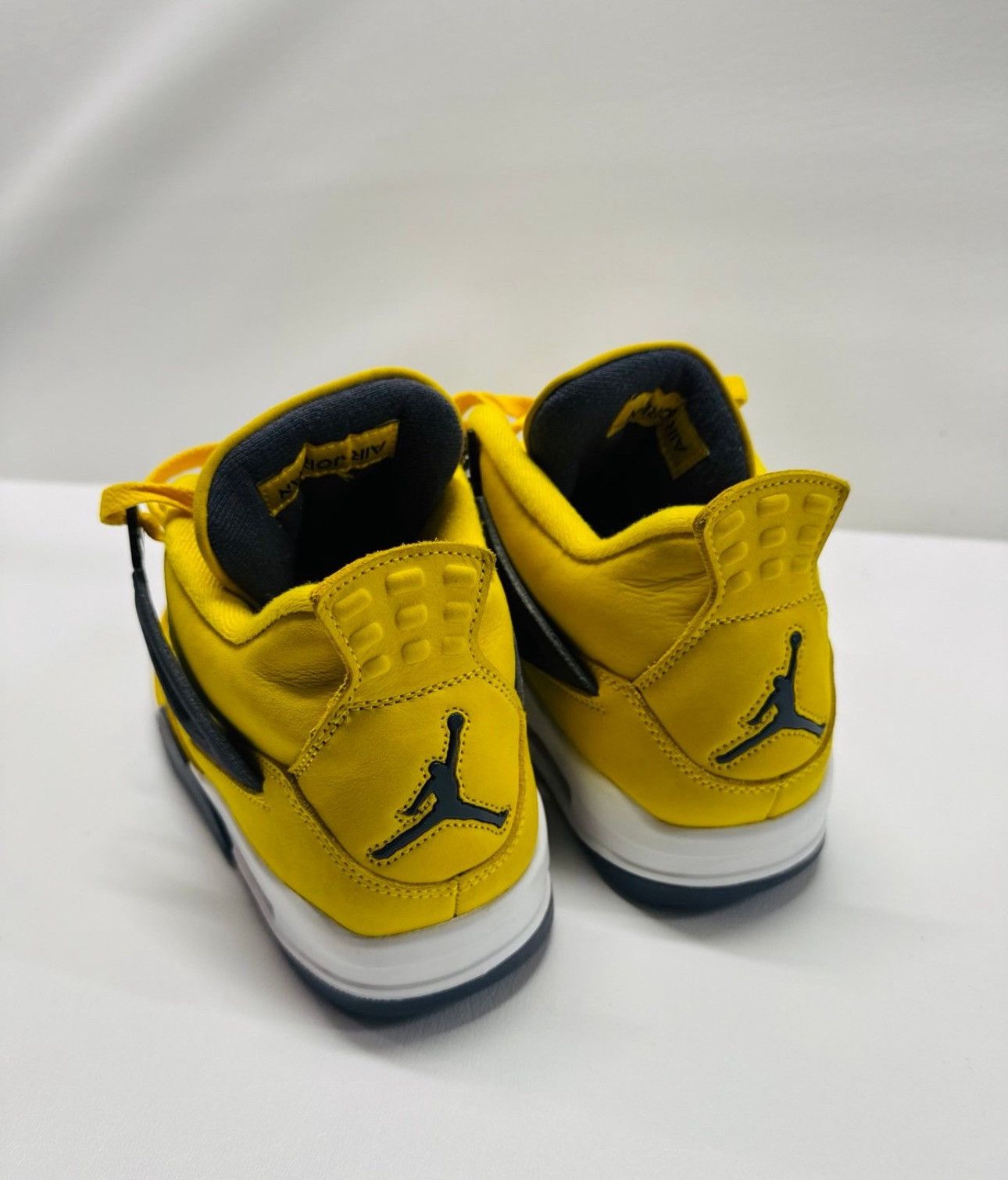 Jordan Brand Air Jordan 4 Retro Lightning 2021 Size US 10 / EU 43 - 5 Thumbnail