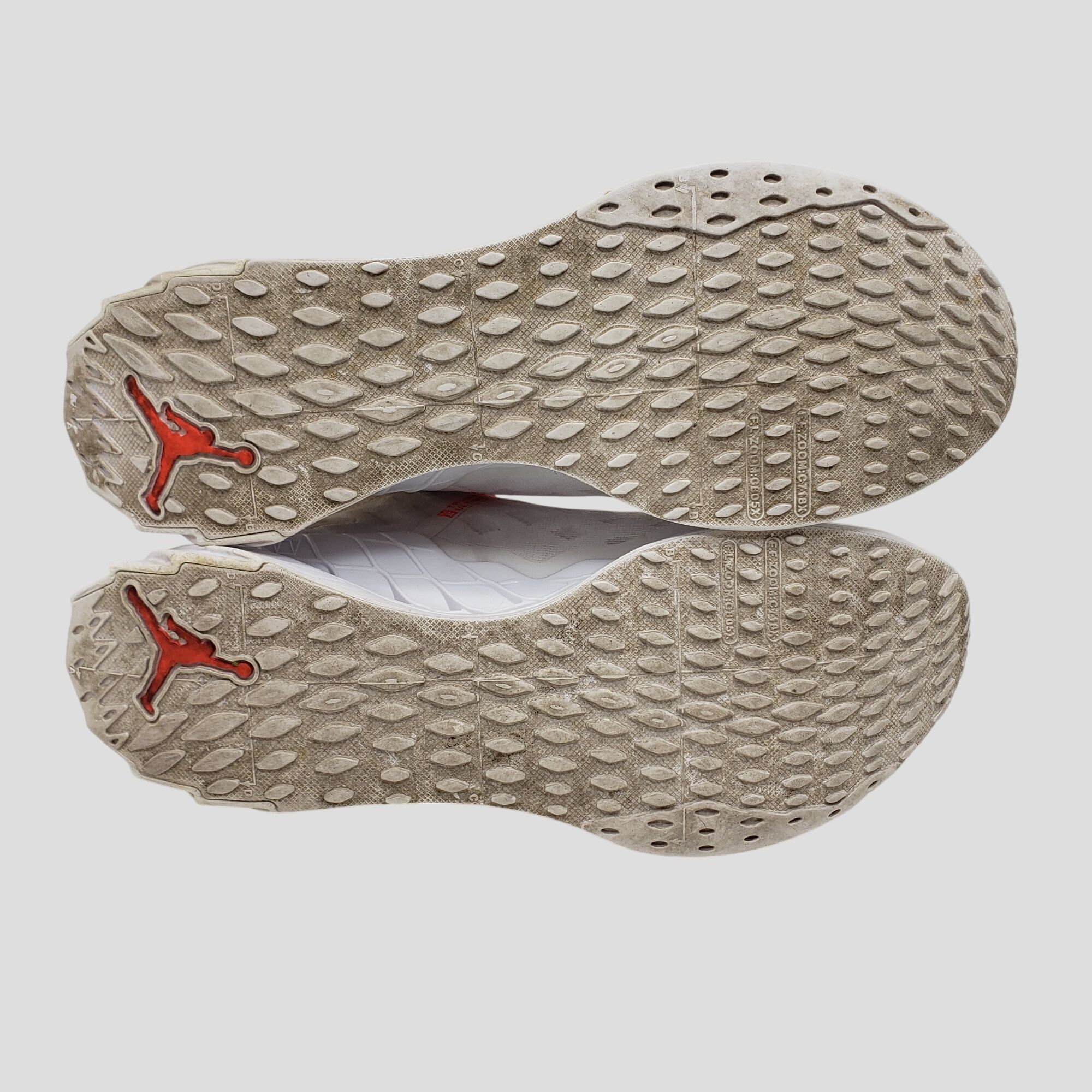 Jordan Brand Jordan Zoom Trunner Ultimate White Flash Crimson Mens 10.5 Size US 10.5 / EU 43-44 - 8 Thumbnail