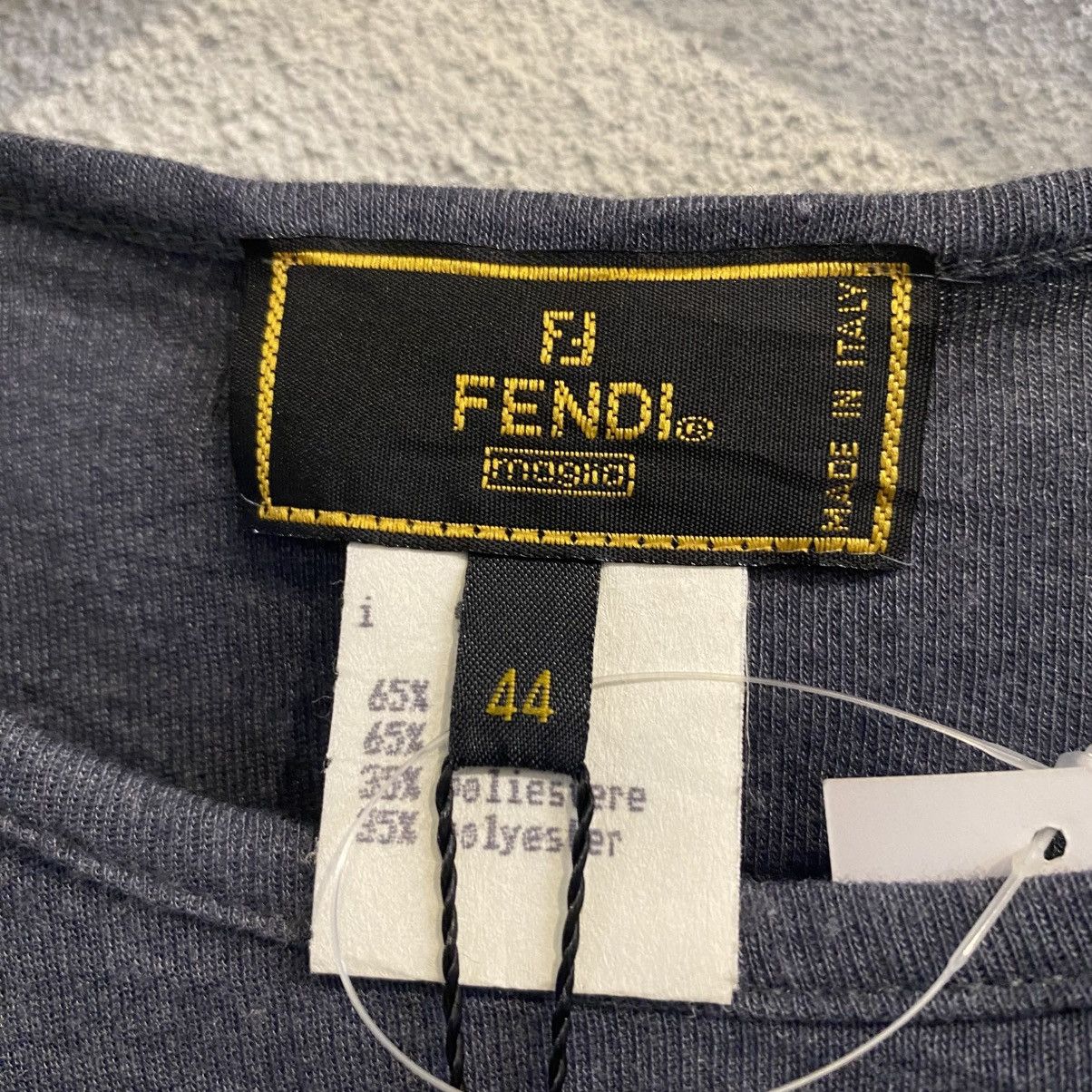 Fendi Fendi Logo Long Sleevee Tshirt Size US S / EU 44-46 / 1 - 5 Thumbnail
