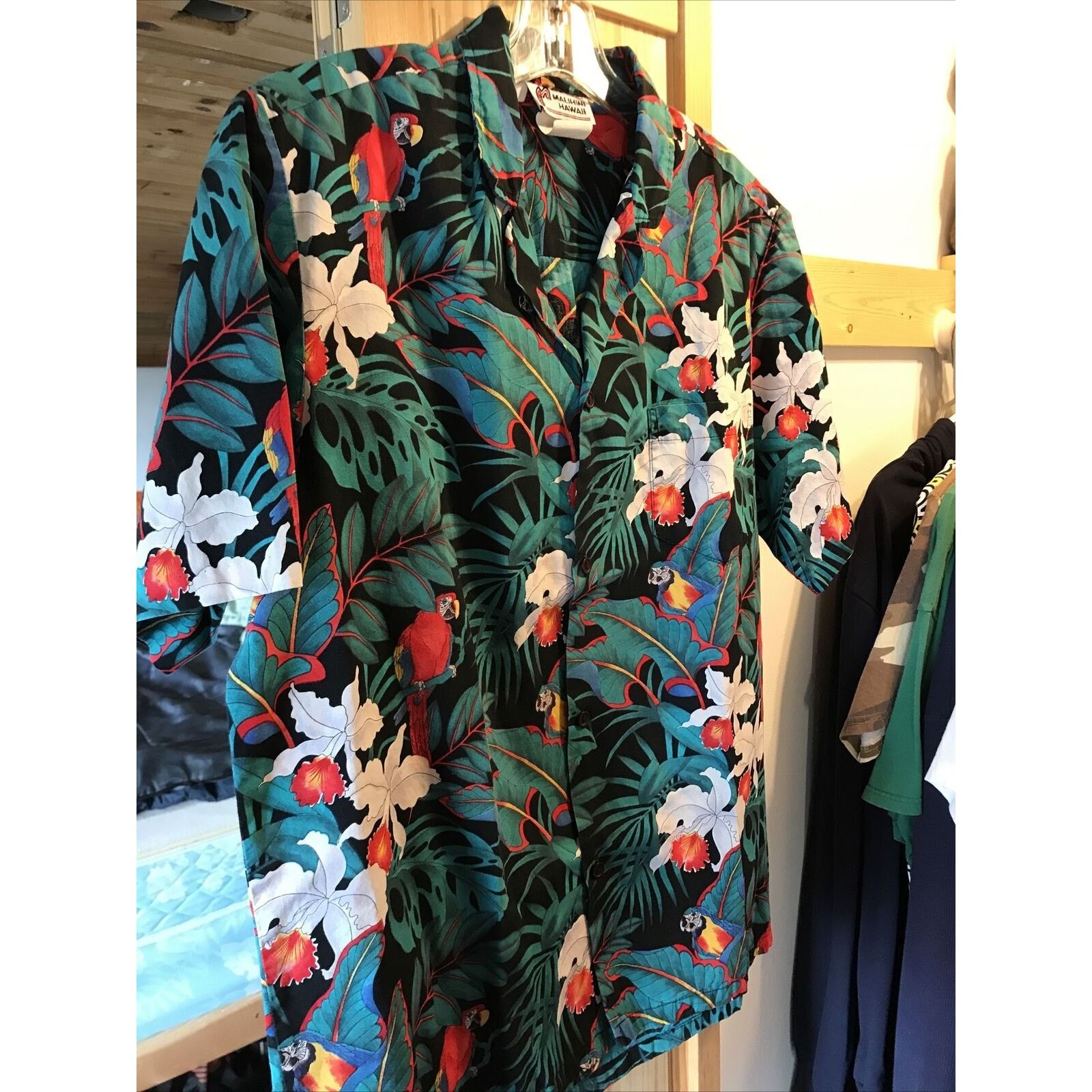 Other Malihini VTG Mens L Parrot Black Green Floral Hawaiian Shirt Size US L / EU 52-54 / 3 - 6 Thumbnail