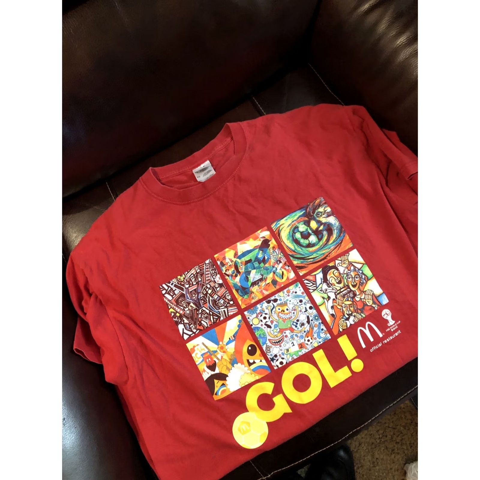 Fruit Of The Loom McDonalds Men's T Shirt XL Red Graphic Trippy Art Fifa World Cup Brasil Soccer Size US XL / EU 56 / 4 - 4 Thumbnail