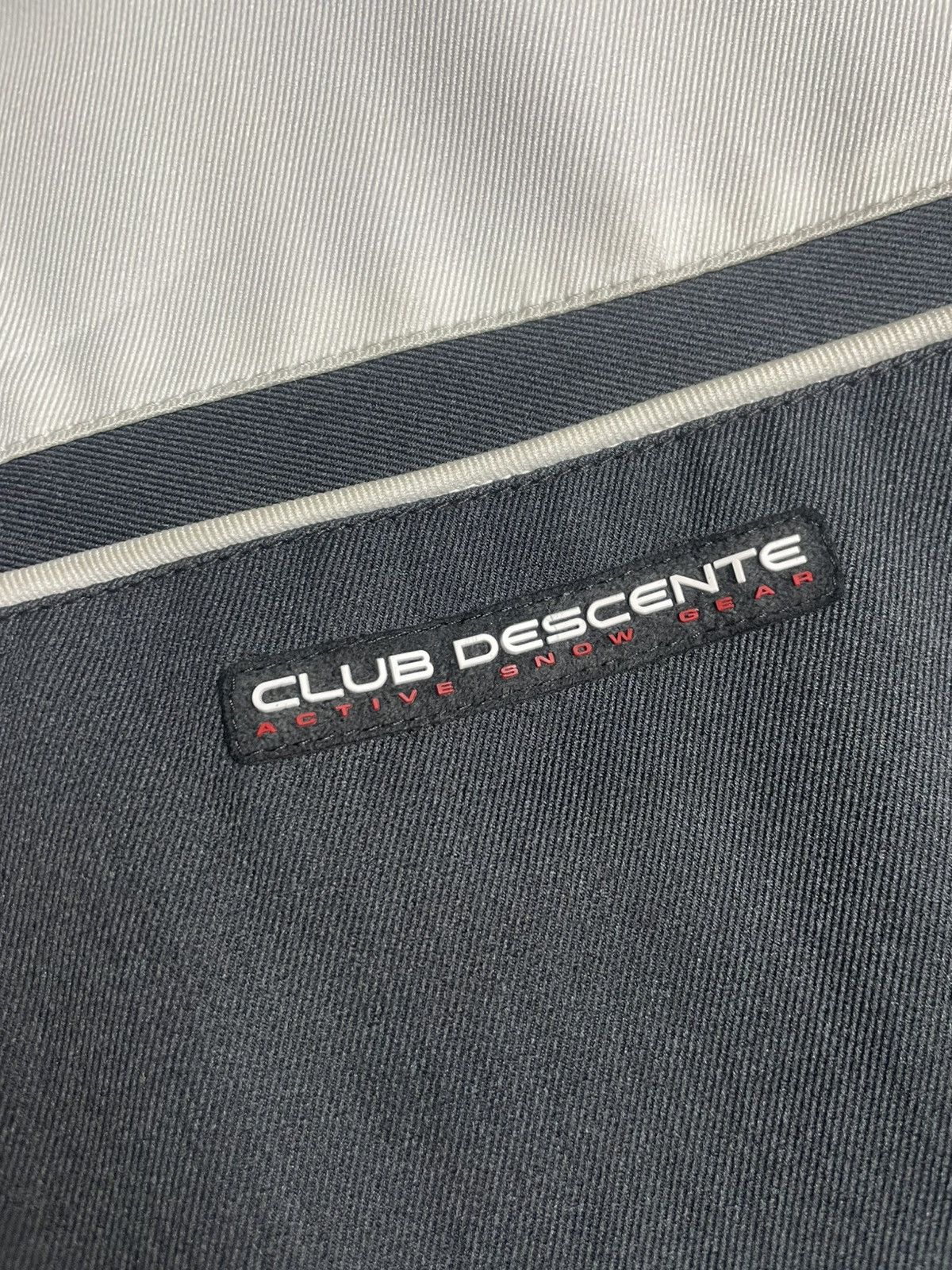 Descente × Vintage Descente Men’s Windbreaker (25) Size US L / EU 52-54 / 3 - 11 Thumbnail