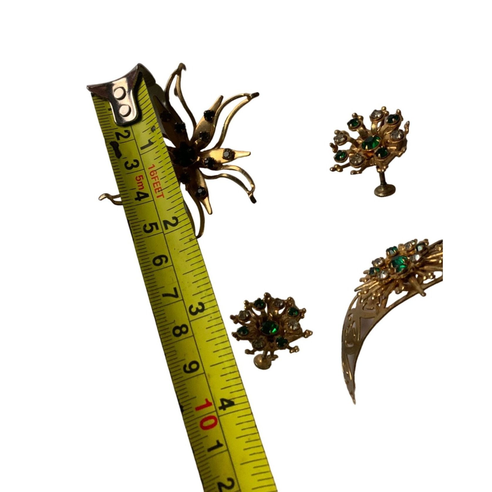 Other Vintage Womens Jewelry - Goldtone Bracelet, Earrings and Pin Size ONE SIZE - 10 Thumbnail