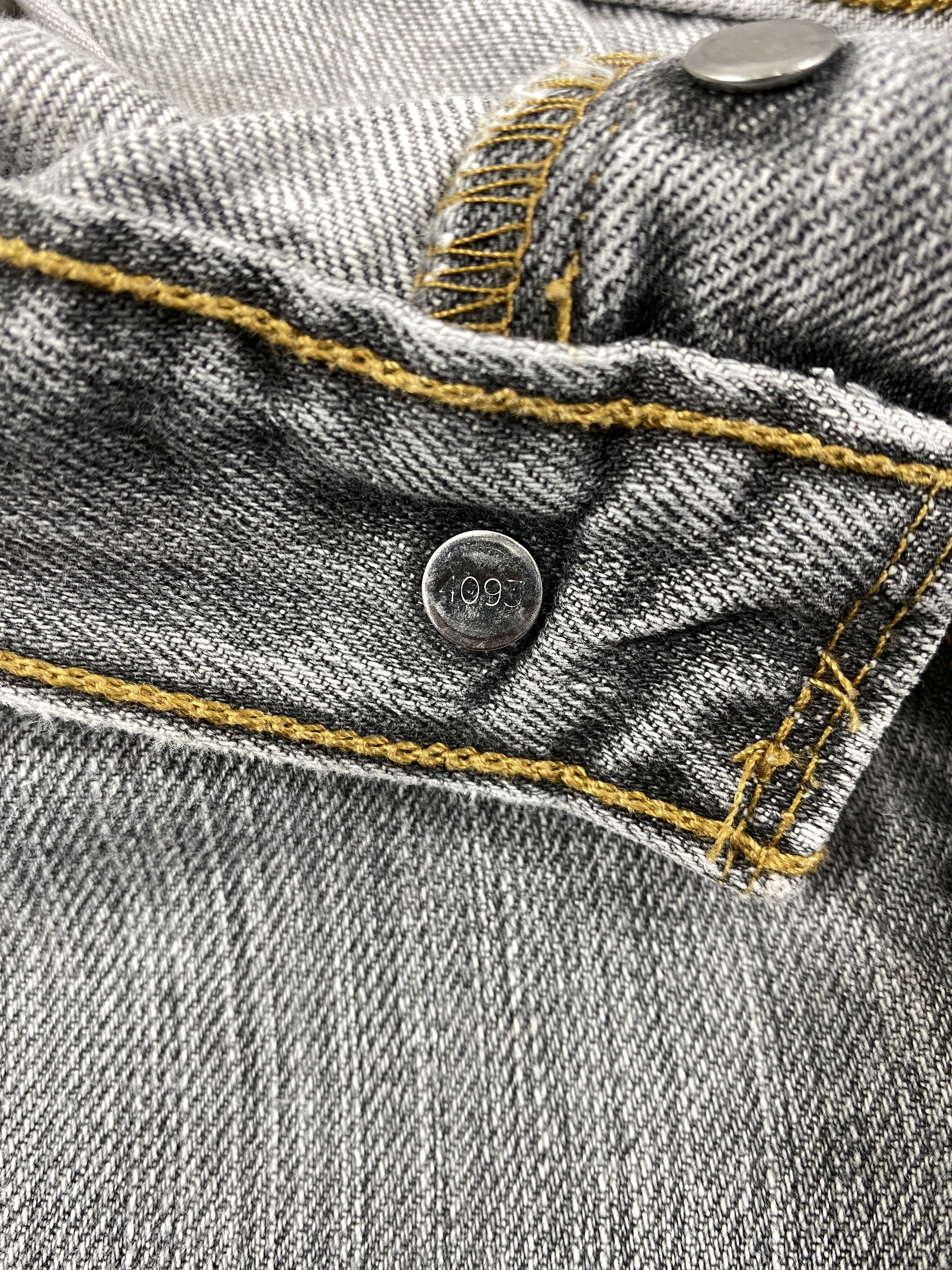 Japanese Brand Light Grey Vintage Levi's 501 Jeans 34x29.5 Denim -JN1659 Size US 34 / EU 50 - 7 Thumbnail