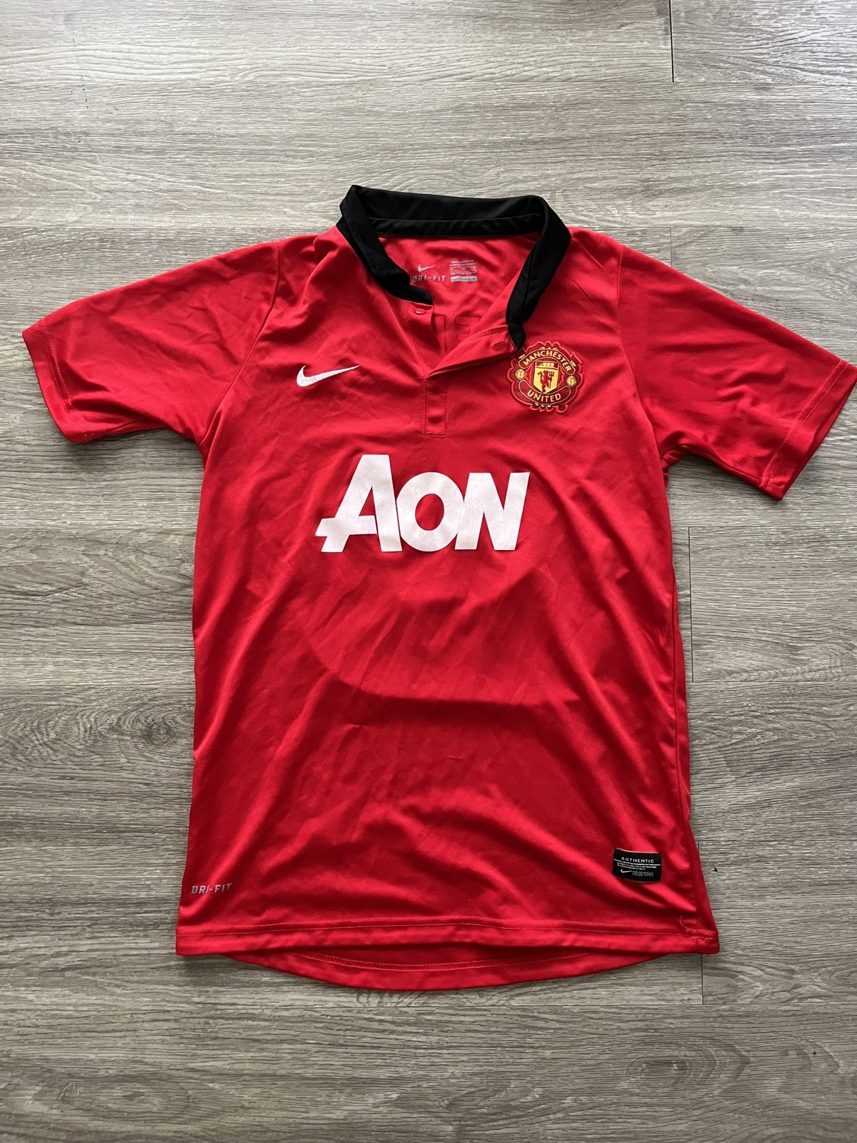 Other Van Persie 2013-14 Man U jersey Size US M / EU 48-50 / 2 - 1 Thumbnail