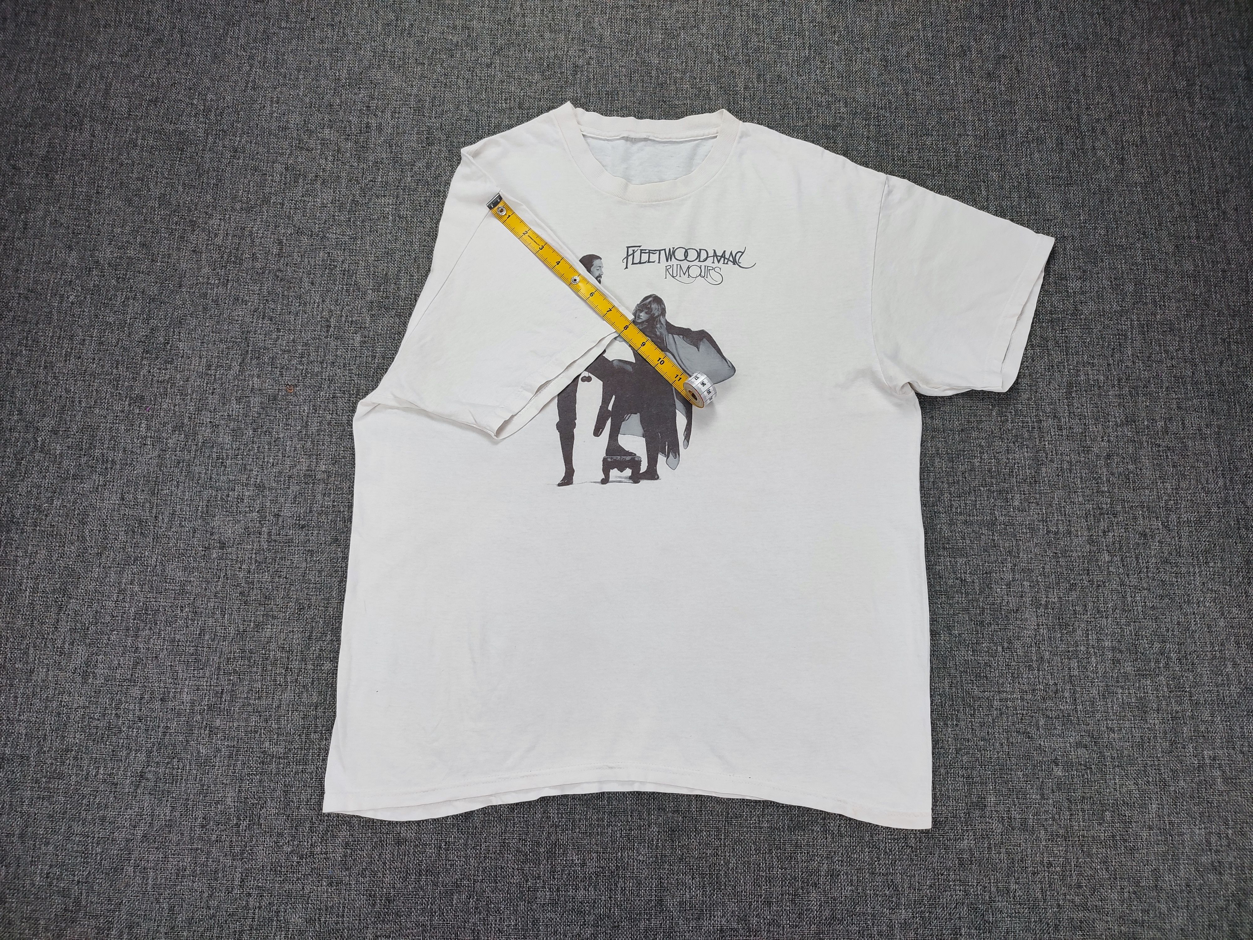 Band Tees × Vintage Vintage Early 2000s Fleetwood Mac 'Rumours' Album Tee Size US XL / EU 56 / 4 - 5 Thumbnail