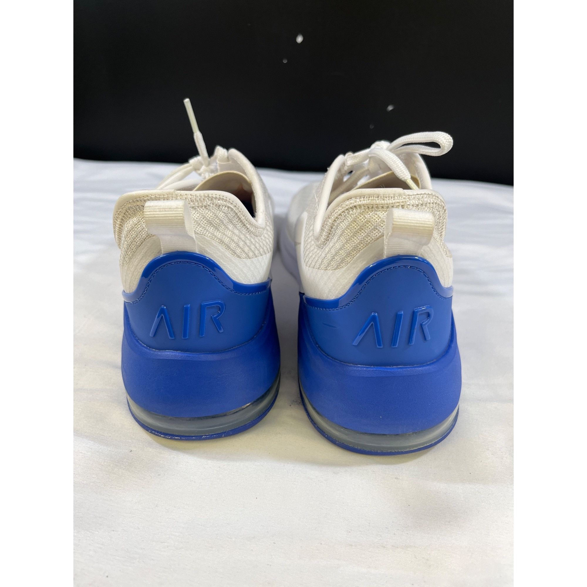 Nike Nike Air Max Motion2 Men's White/Blue Sneakers/Shoes Size11. Size US 11.5 / EU 44-45 - 5 Thumbnail