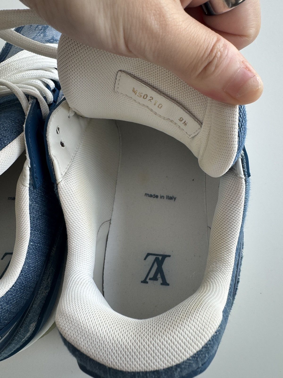 Louis Vuitton Louis Vuitton LV Trainer Monogram Denim Size US 9.5 / EU 42-43 - 6 Thumbnail